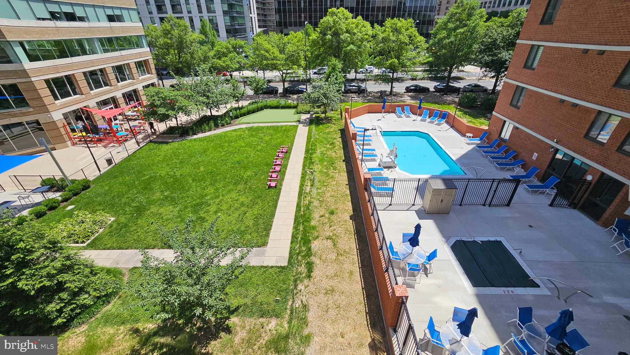 EASTVIEW AT BALLSTON METRO - Residential Lease