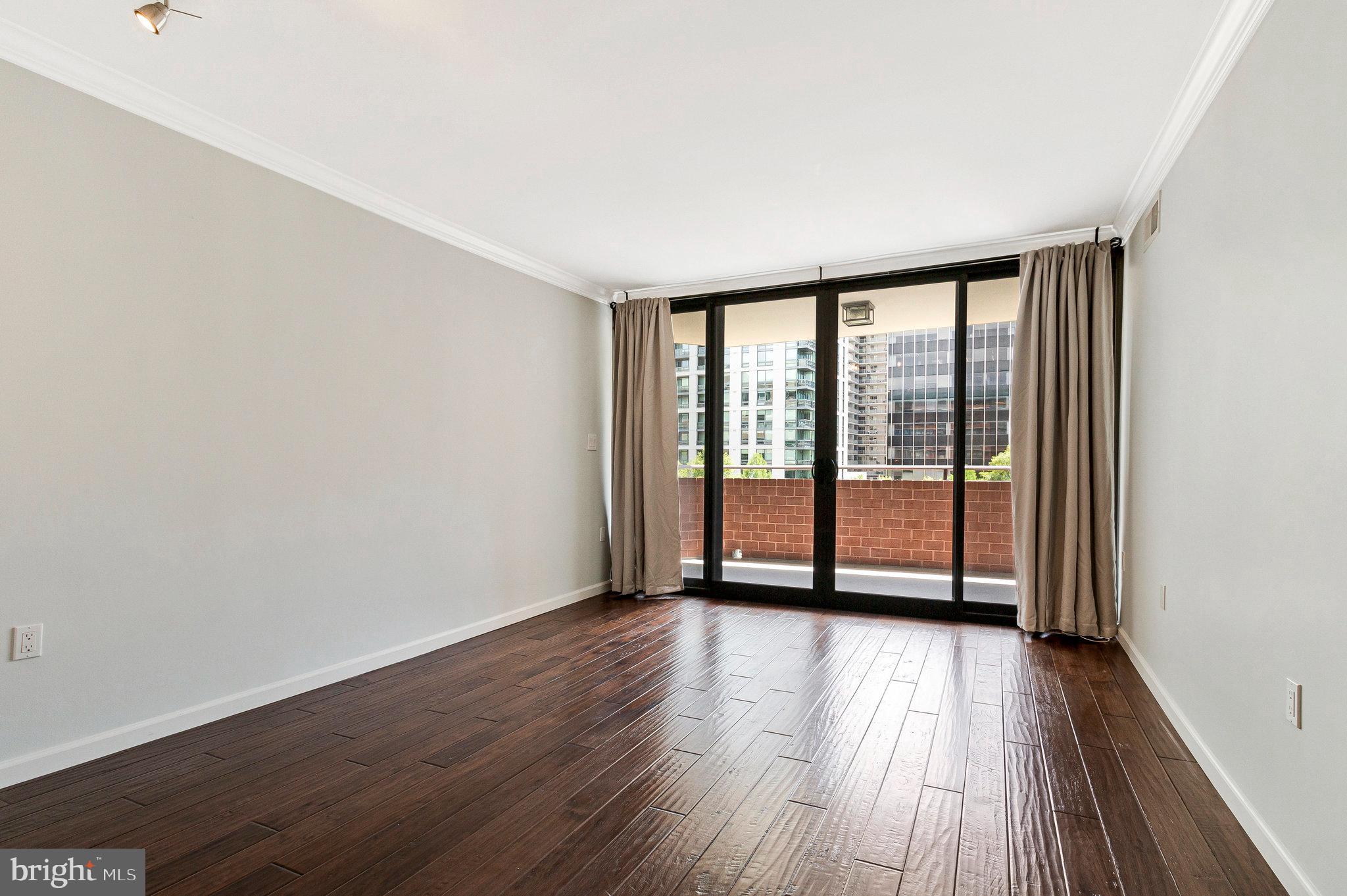 EASTVIEW AT BALLSTON METRO - Residential Lease