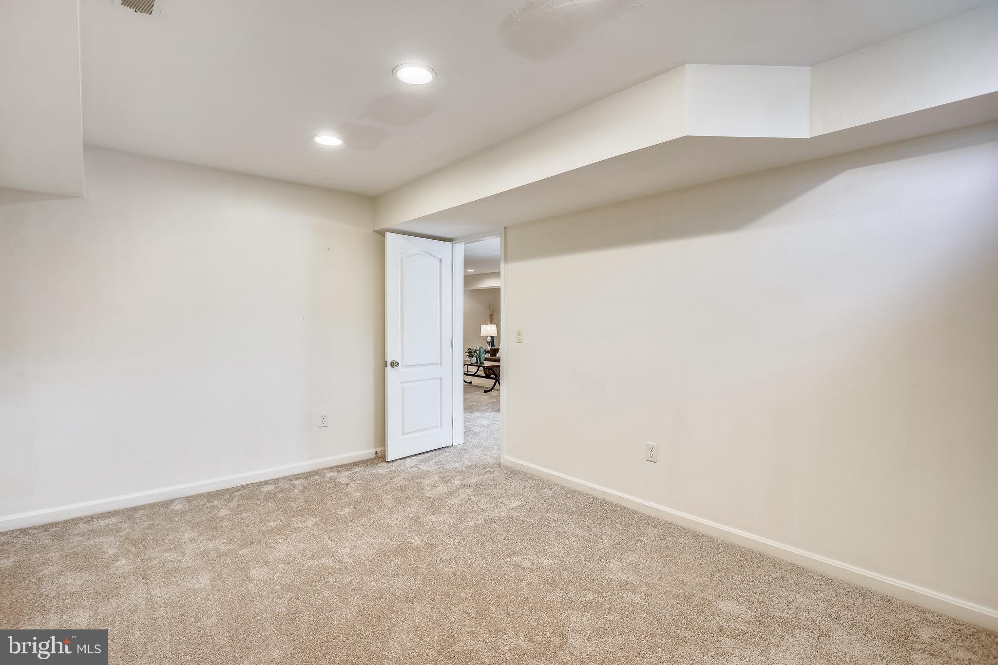 COKESBURY MANOR - Residential