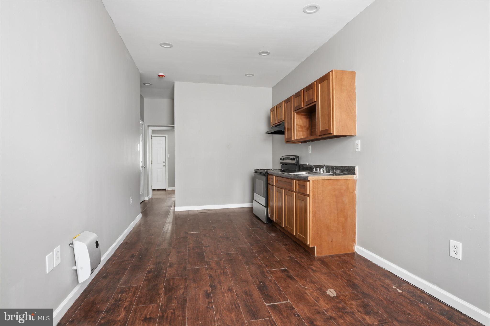 1864 E CORNWALL STREET