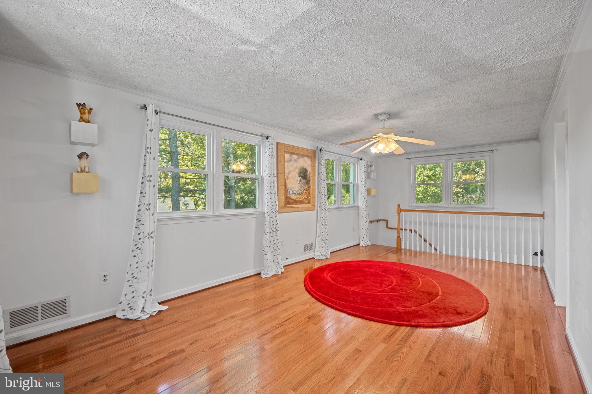 FOX TRAIL - Residential