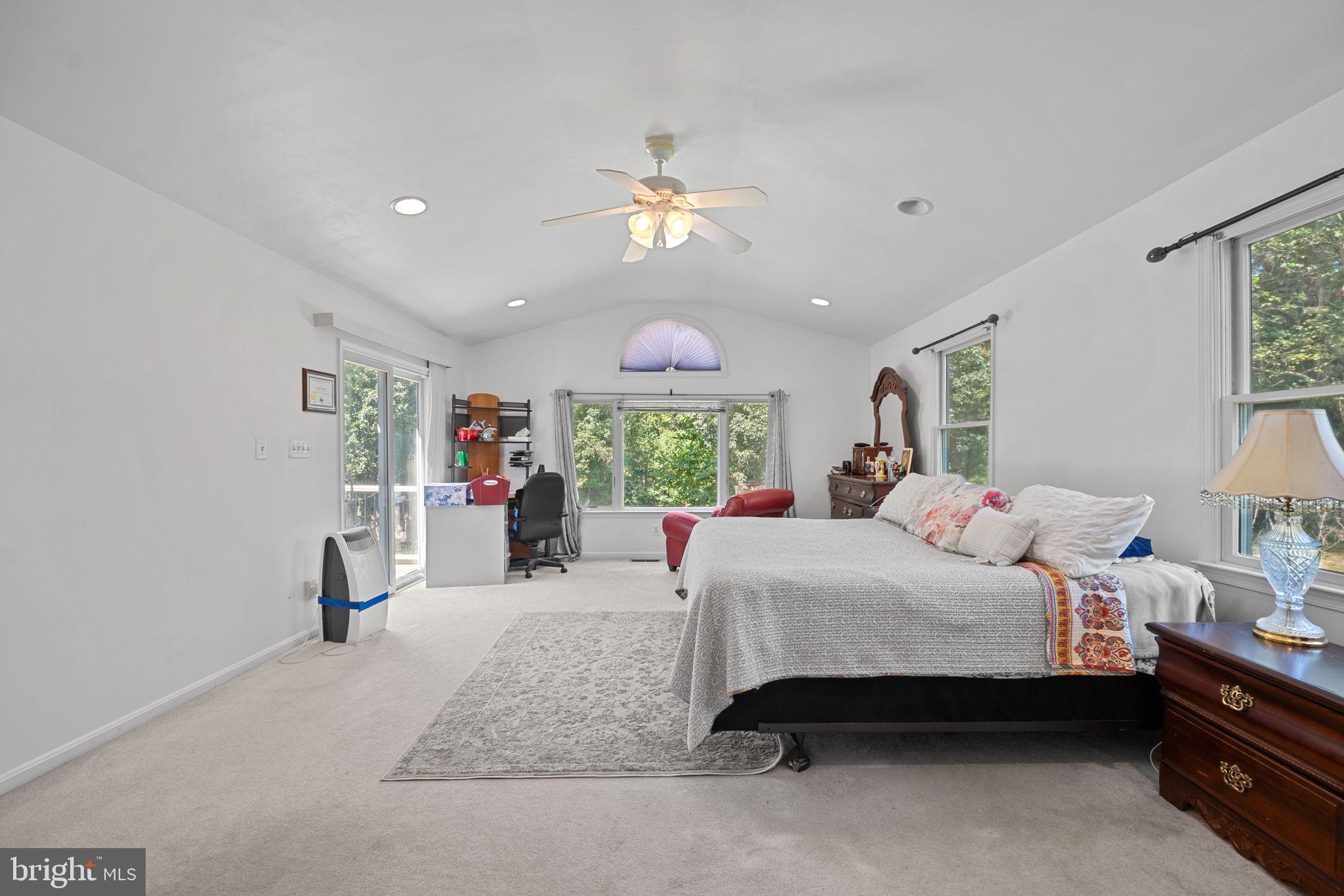 FOX TRAIL - Residential