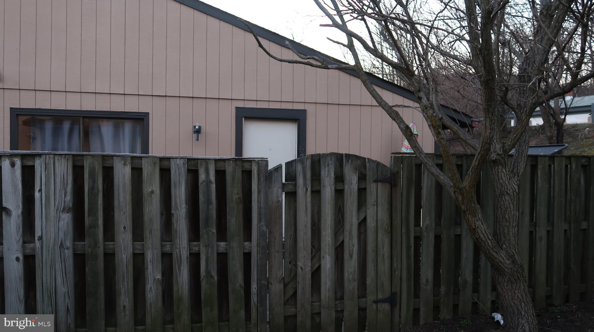 APPROVED SHORT SALE!!!**** Investors dream! Buyer backed out right before closing due to not being paid a commission. Water, trash removal and snow removal included in HOA fee. AS IS.