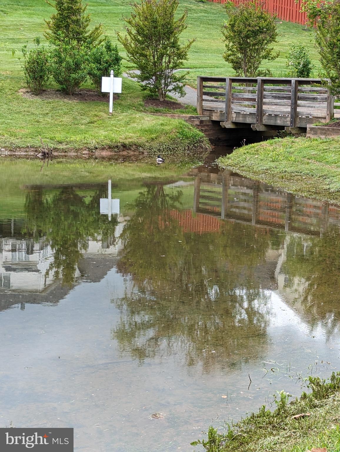 LOUDOUN VALLEY ESTATES - Residential Lease