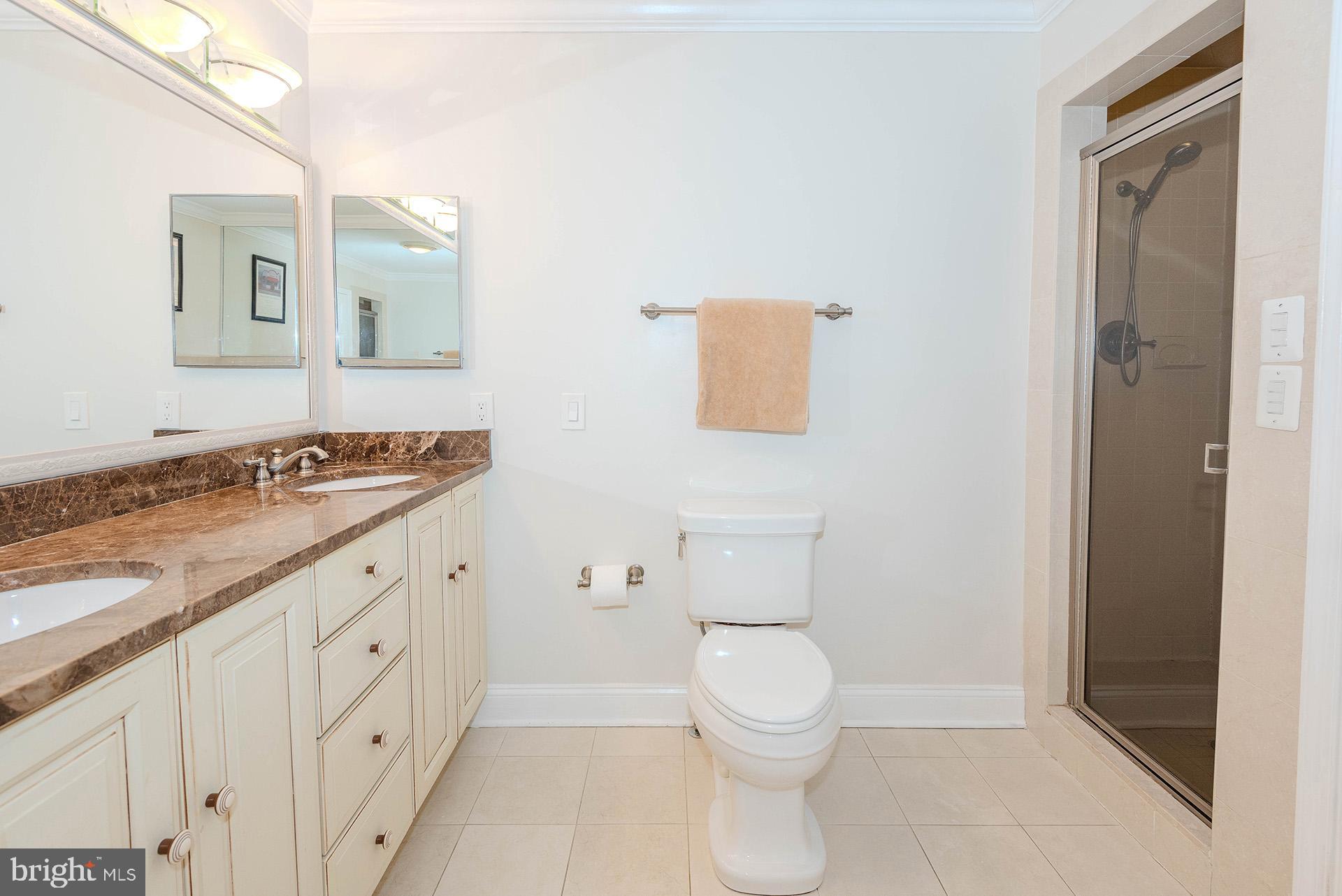 COLLINGTON - Residential