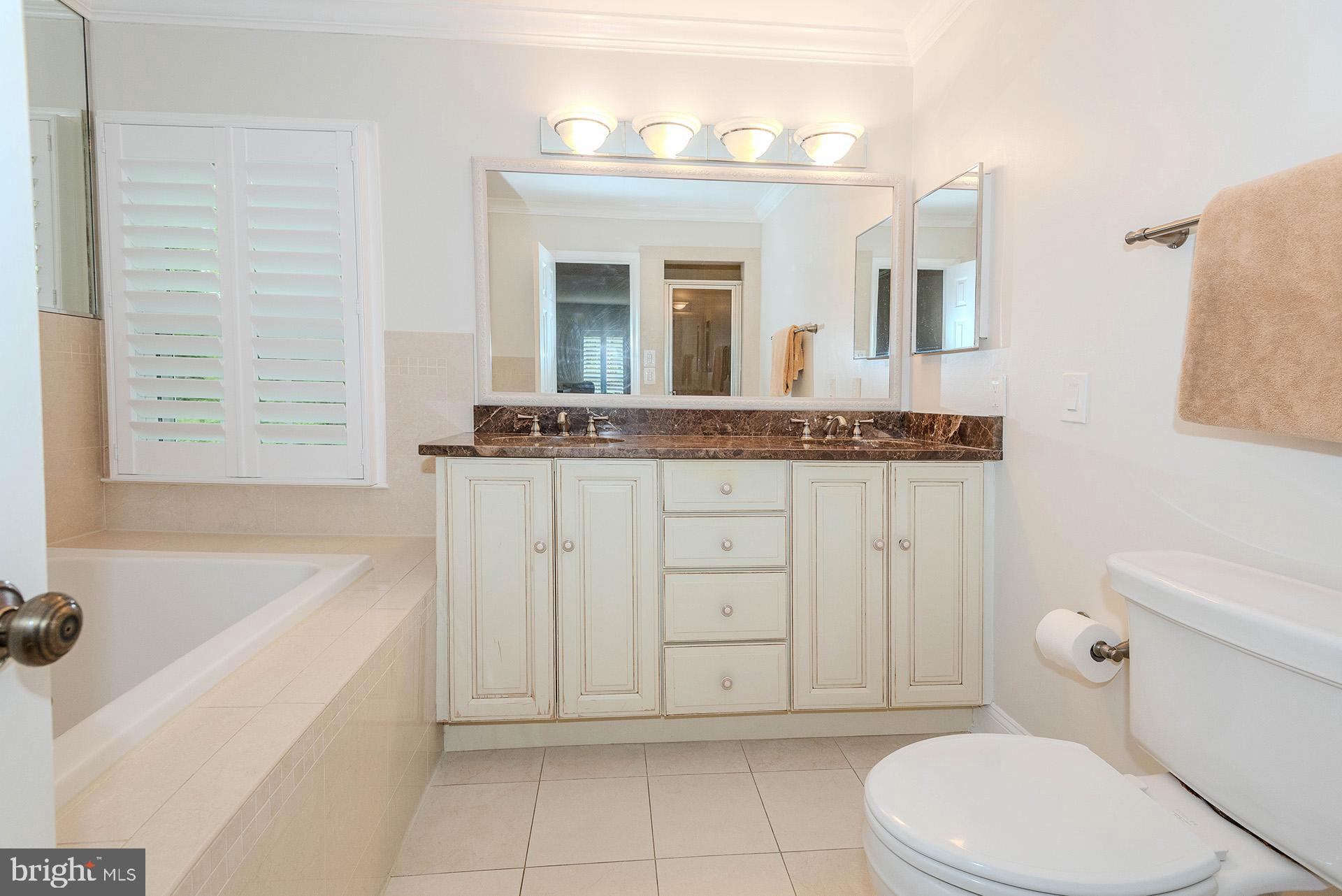 COLLINGTON - Residential