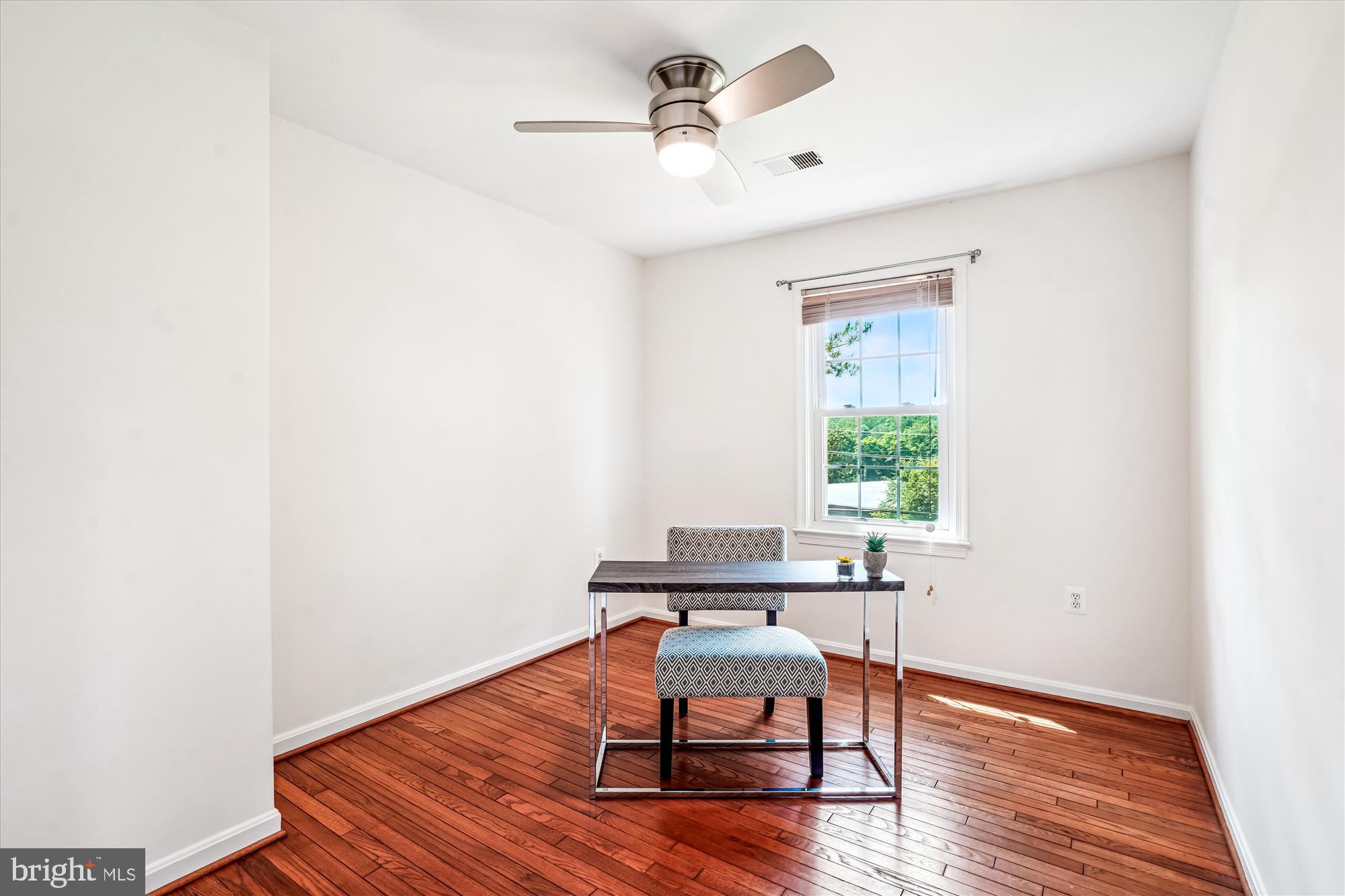 THE VILLAGE PARK - Residential