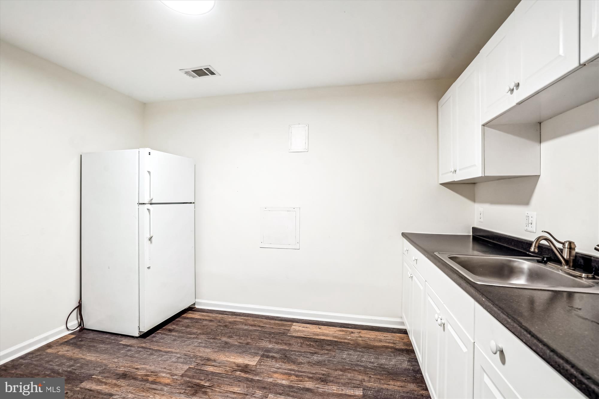 THE VILLAGE PARK - Residential