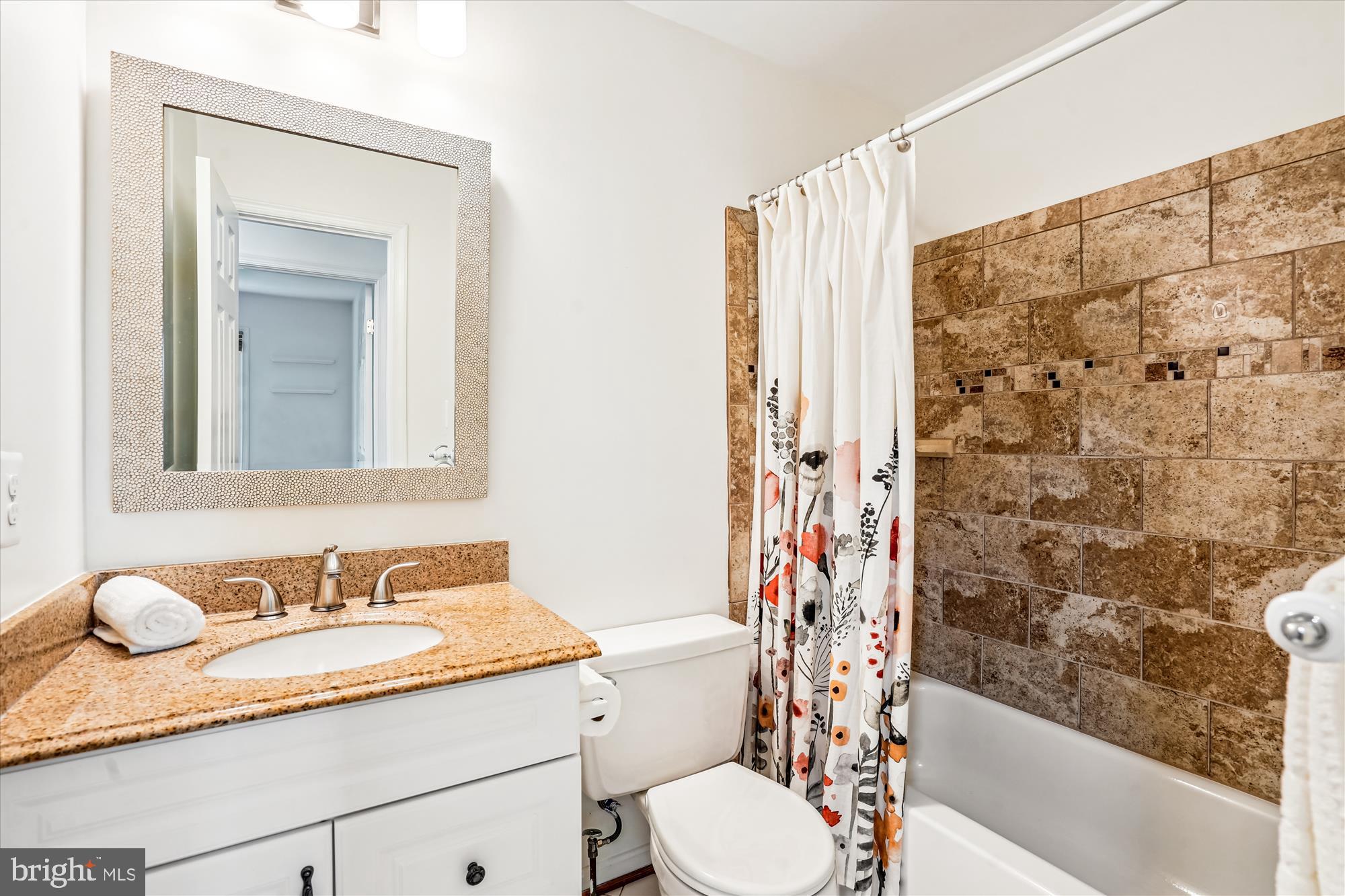 THE VILLAGE PARK - Residential