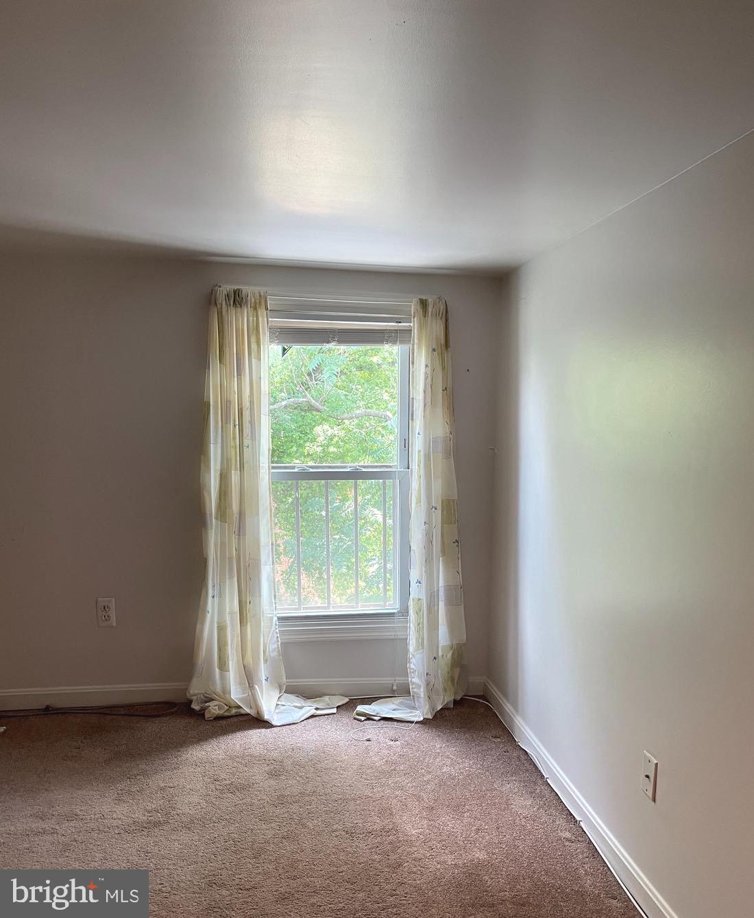 HAMPDEN HISTORIC DISTRICT - Residential Lease