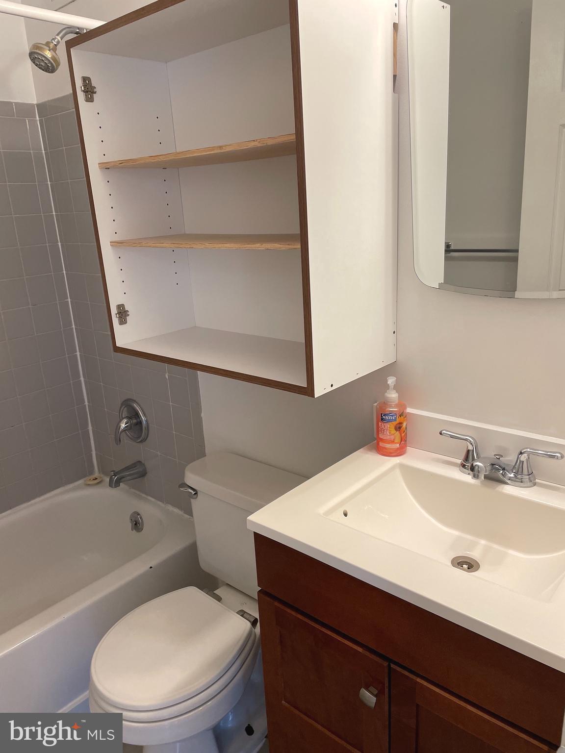 HAMPDEN HISTORIC DISTRICT - Residential Lease