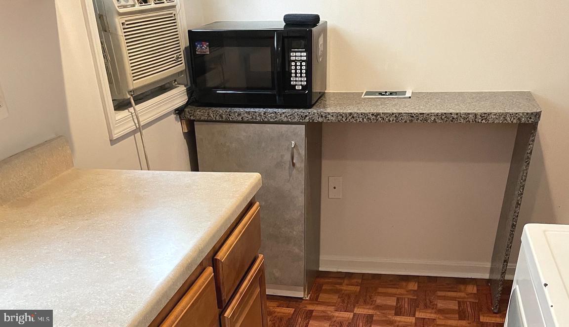 HAMPDEN HISTORIC DISTRICT - Residential Lease