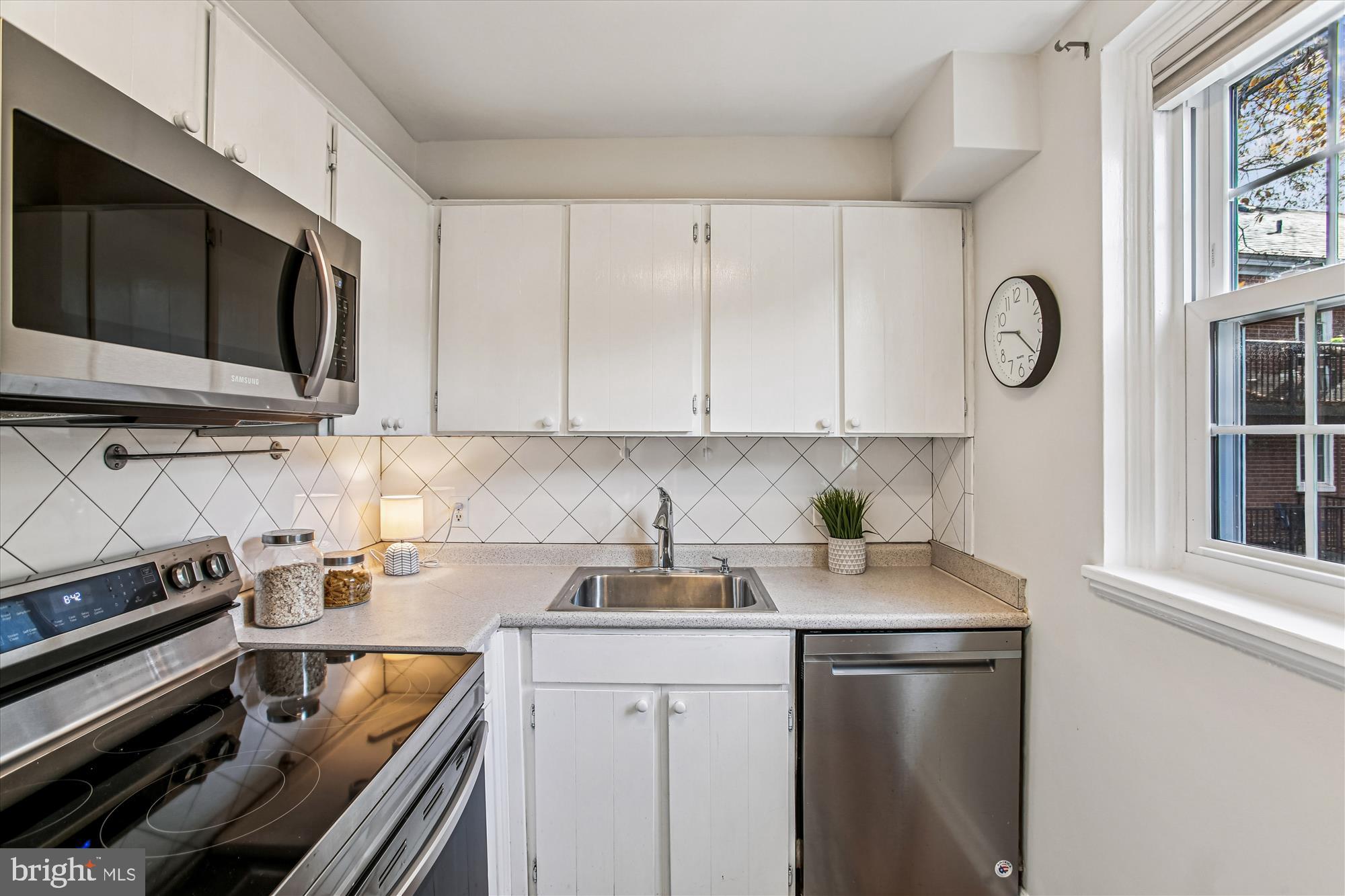 FAIRLINGTON VILLAGES - Residential