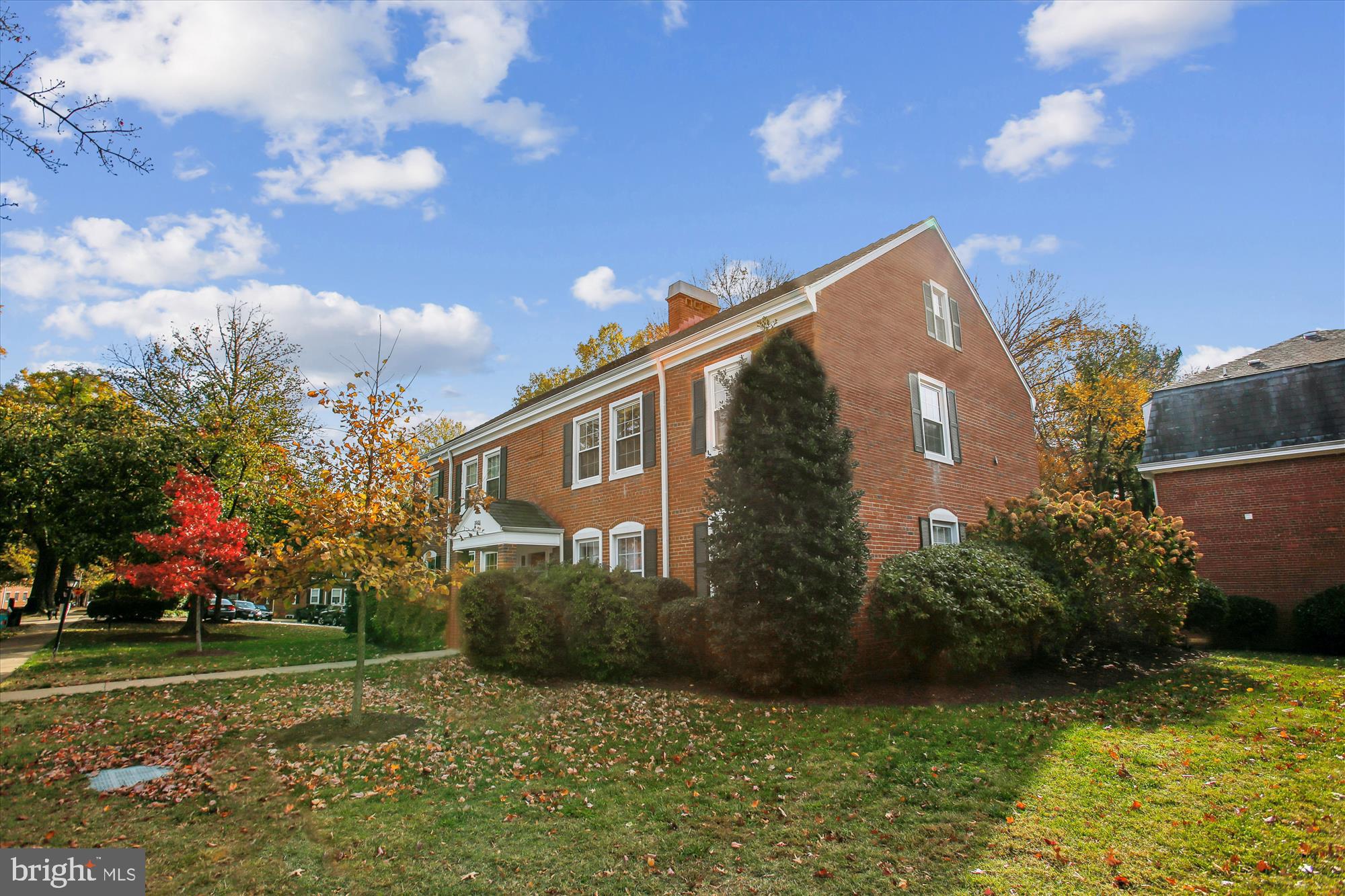 FAIRLINGTON VILLAGES - Residential