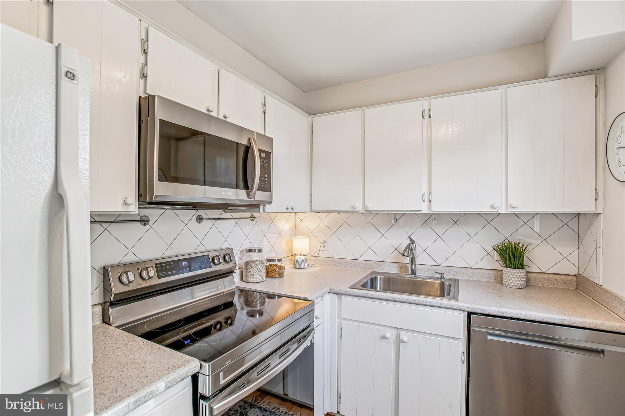 FAIRLINGTON VILLAGES - Residential