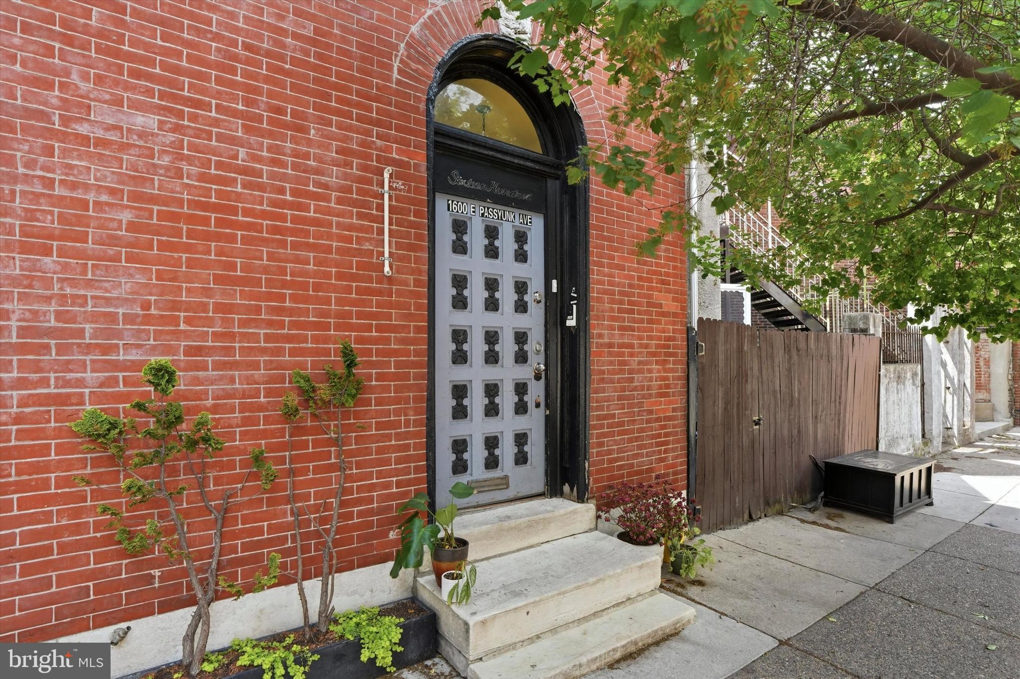 PASSYUNK SQUARE - Residential