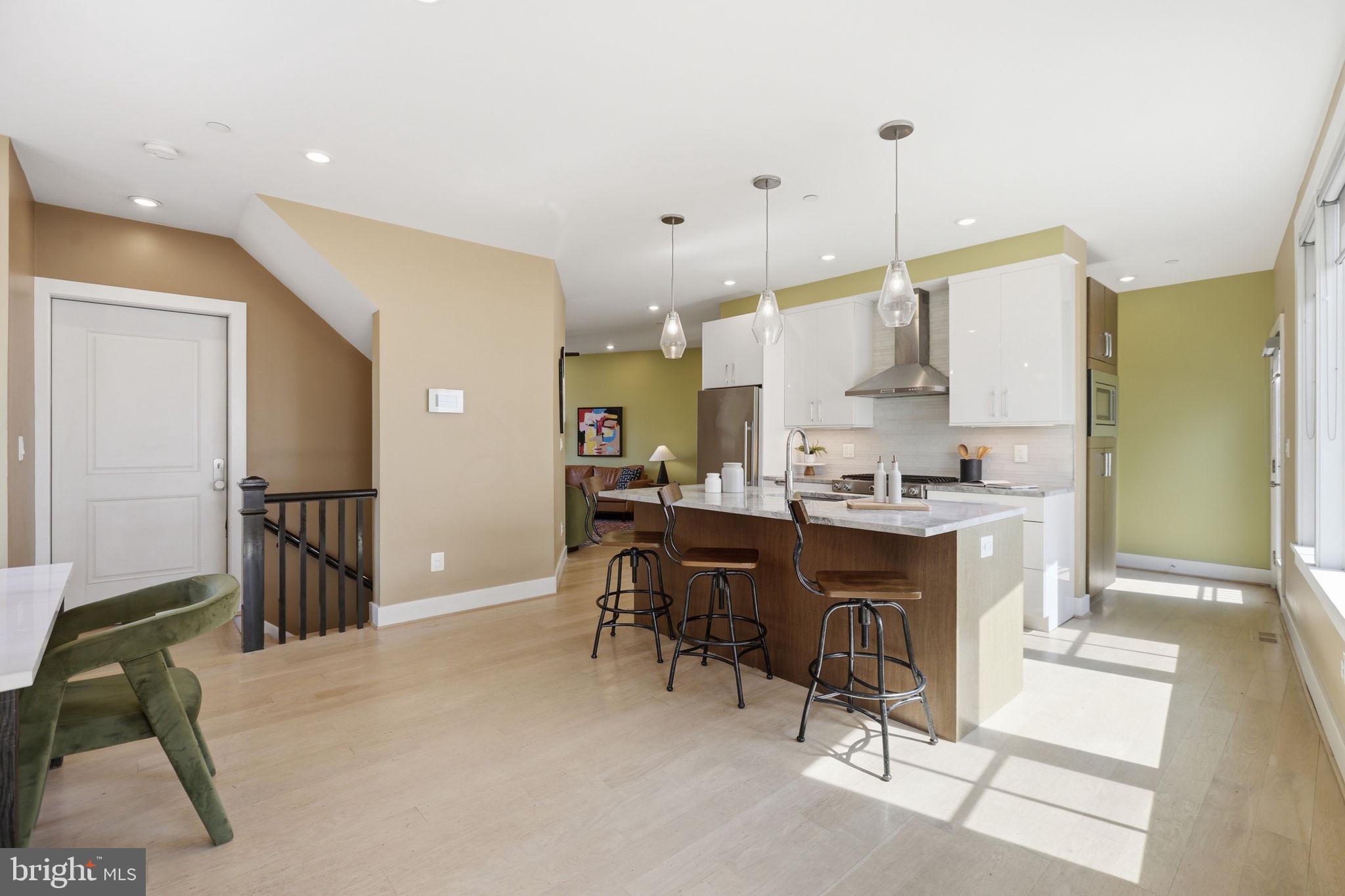 1301 POTOMAC AVENUE SE 2