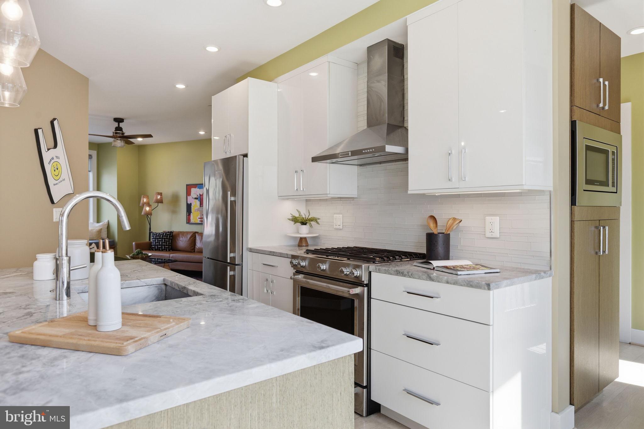 1301 POTOMAC AVENUE SE 2