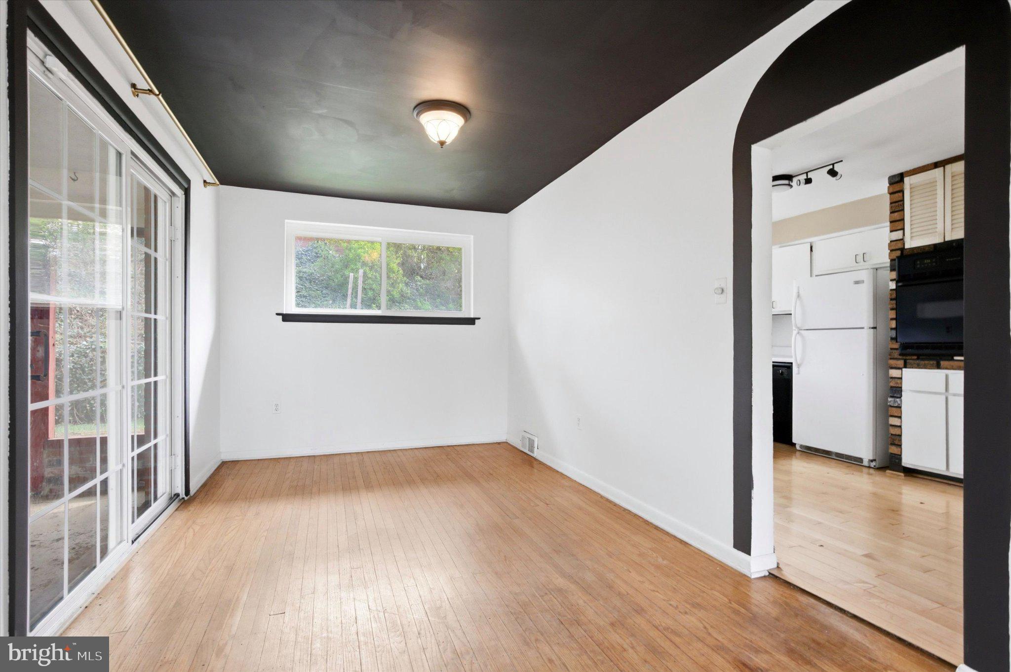 VALLEY FORGE ACRES - Residential