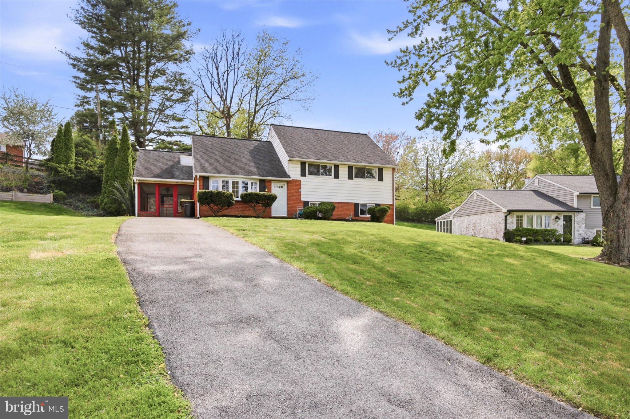 VALLEY FORGE ACRES - Residential