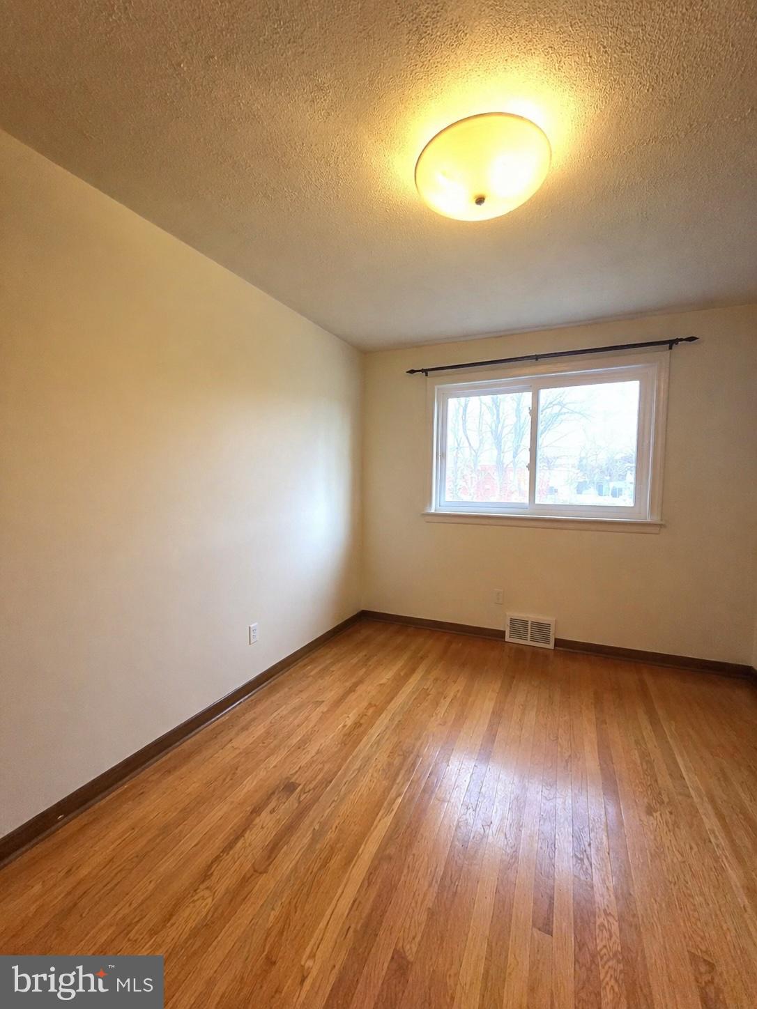 VALLEY FORGE ACRES - Residential