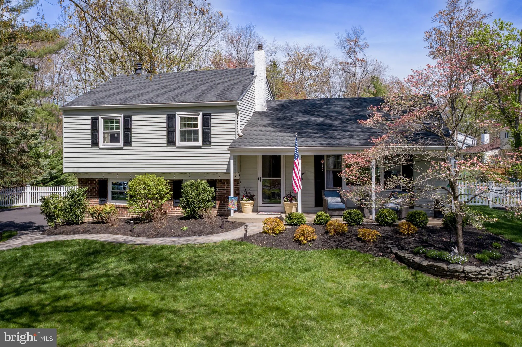 Chalfont, Pennsylvania 18914, United States, 3 Bedrooms Bedrooms, ,2 BathroomsBathrooms,Residential,Contingent,116633