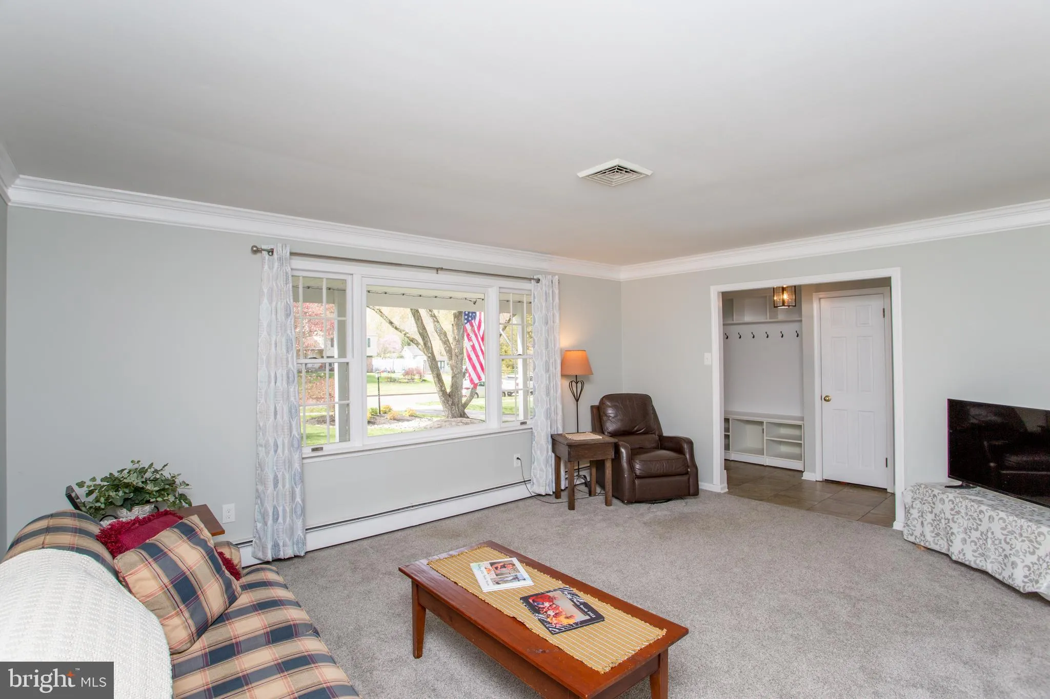 Chalfont, Pennsylvania 18914, United States, 3 Bedrooms Bedrooms, ,2 BathroomsBathrooms,Residential,Contingent,116633