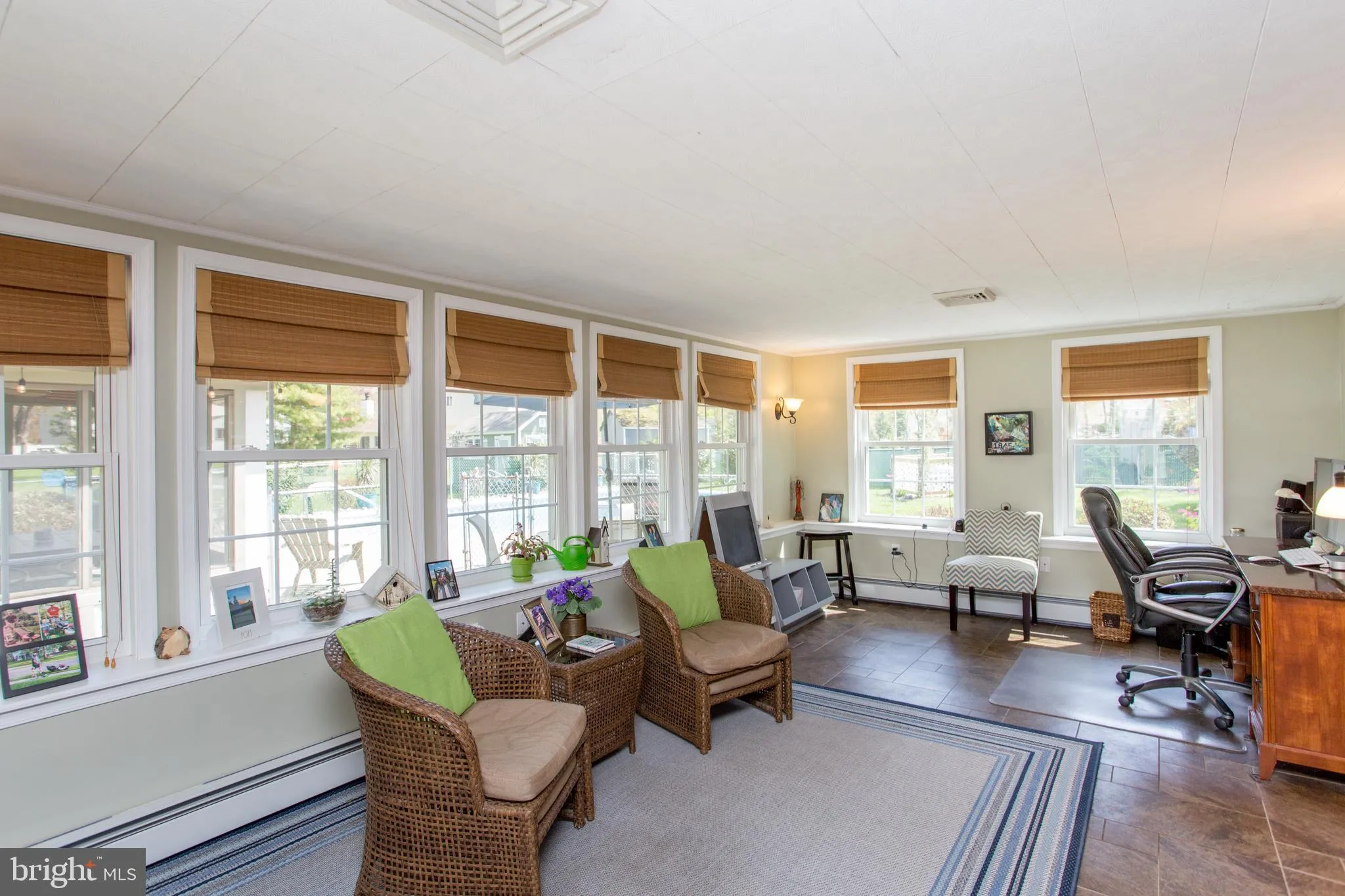 Chalfont, Pennsylvania 18914, United States, 3 Bedrooms Bedrooms, ,2 BathroomsBathrooms,Residential,Contingent,116633