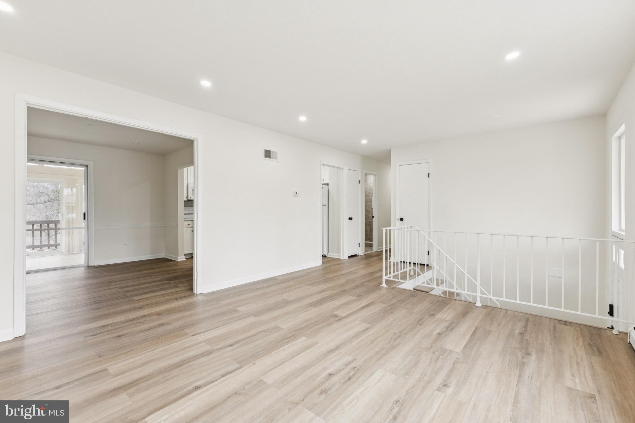 2202 PRINCESS ANNE LANE