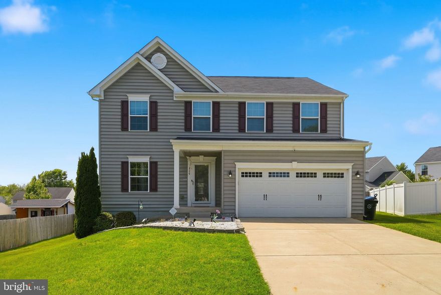 Welcome to 827 Fairwood Drive in the heart of Culpeper. A charming home that blends the comfort, space, and convenience in a peaceful neighborhood setting. Step inside to discover a bright and spacious interior featuring an open floor plan, abundant natural light, and thoughtfully designed living spaces. The kitchen is well-appointed with modern appliances, ample cabinetry, and plenty of counter space for preparing meals. The dining room features plenty of space for hosting and entertaining with ease. Enjoy cozy evenings surrounding the gas fireplace in family room. The upstairs offers 5 generously sized bedrooms and 3 full bathrooms. The spacious primary bedroom contains two closets and an on-suite bathroom making it a relaxing private retreat at the end of the day. The fully finished basement offers more living space perfect for a media room, play room for the kids, or an additional entertaining area. Outside, enjoy a sizeable yard with plenty of room for outdoor activities, gardening, or simply relaxing on a quiet evening. Conveniently located just minutes from downtown shops, dining, and local amenities. This home has room for the whole family! 
This home is being sold AS-IS.