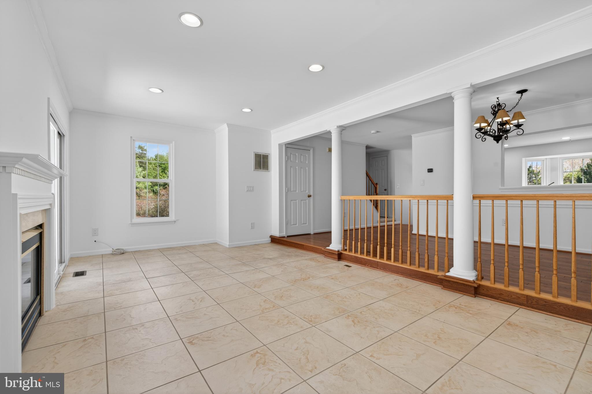 FOXBOROUGH - Residential