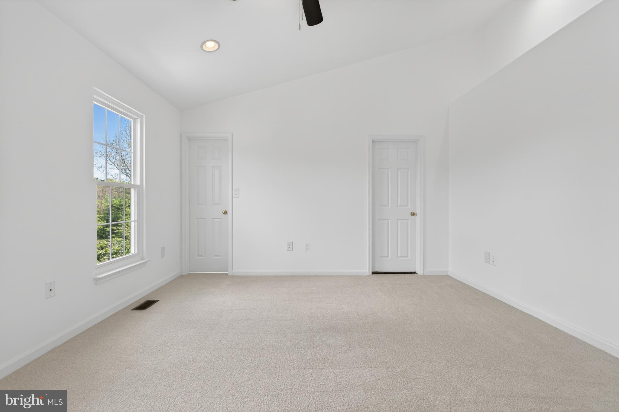 FOXBOROUGH - Residential