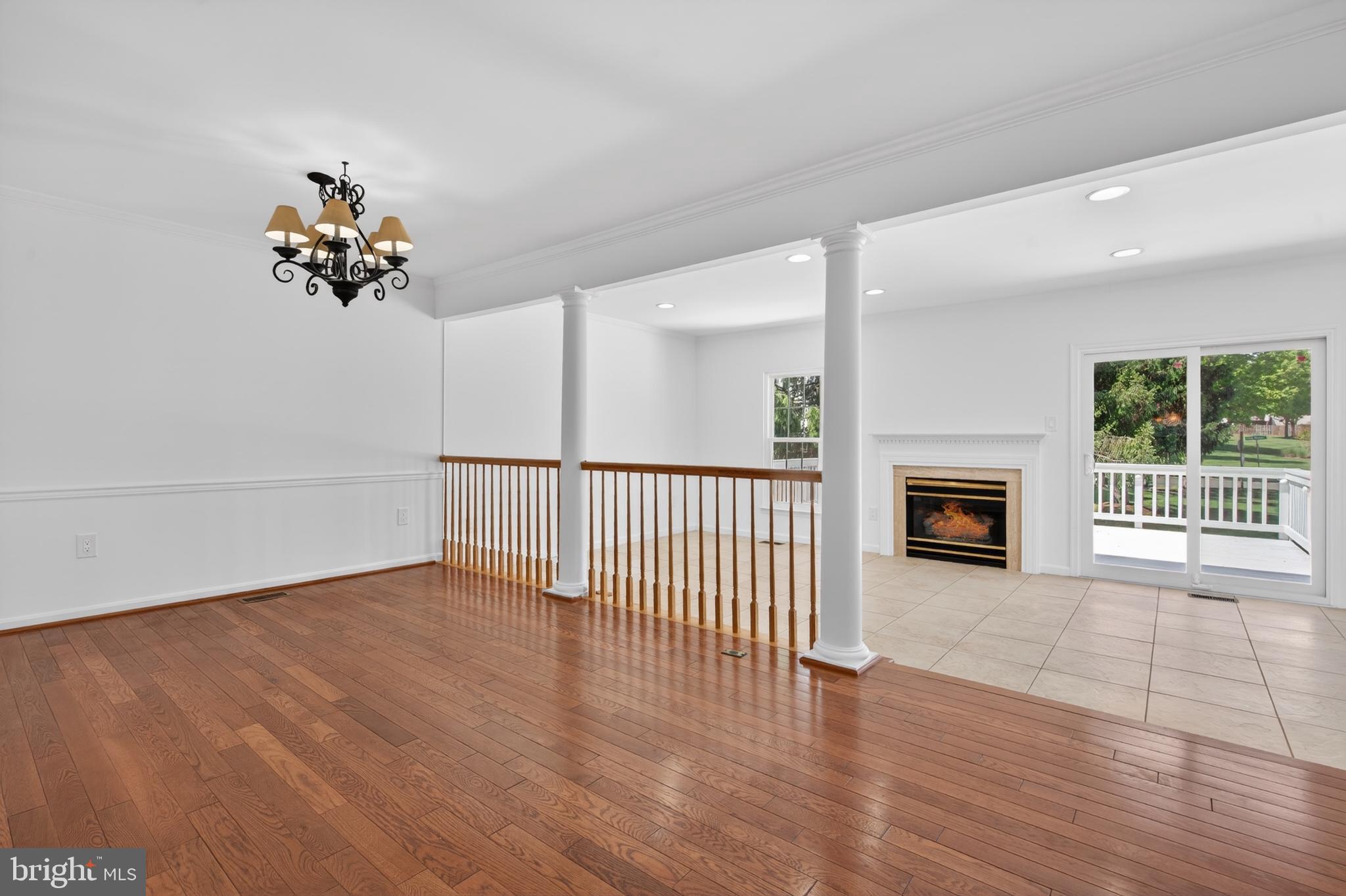 FOXBOROUGH - Residential