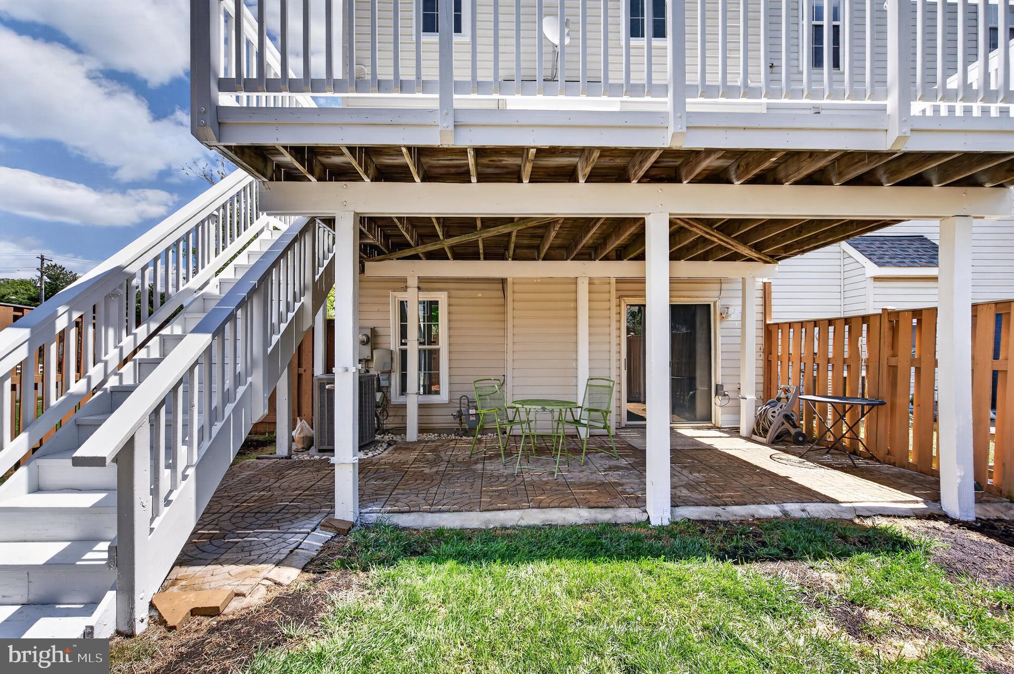FOXBOROUGH - Residential