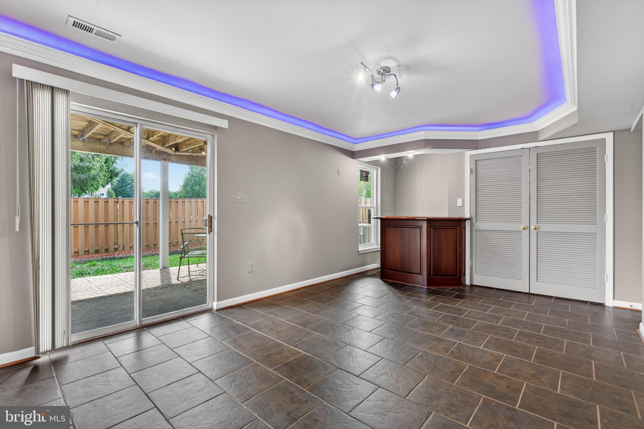 FOXBOROUGH - Residential