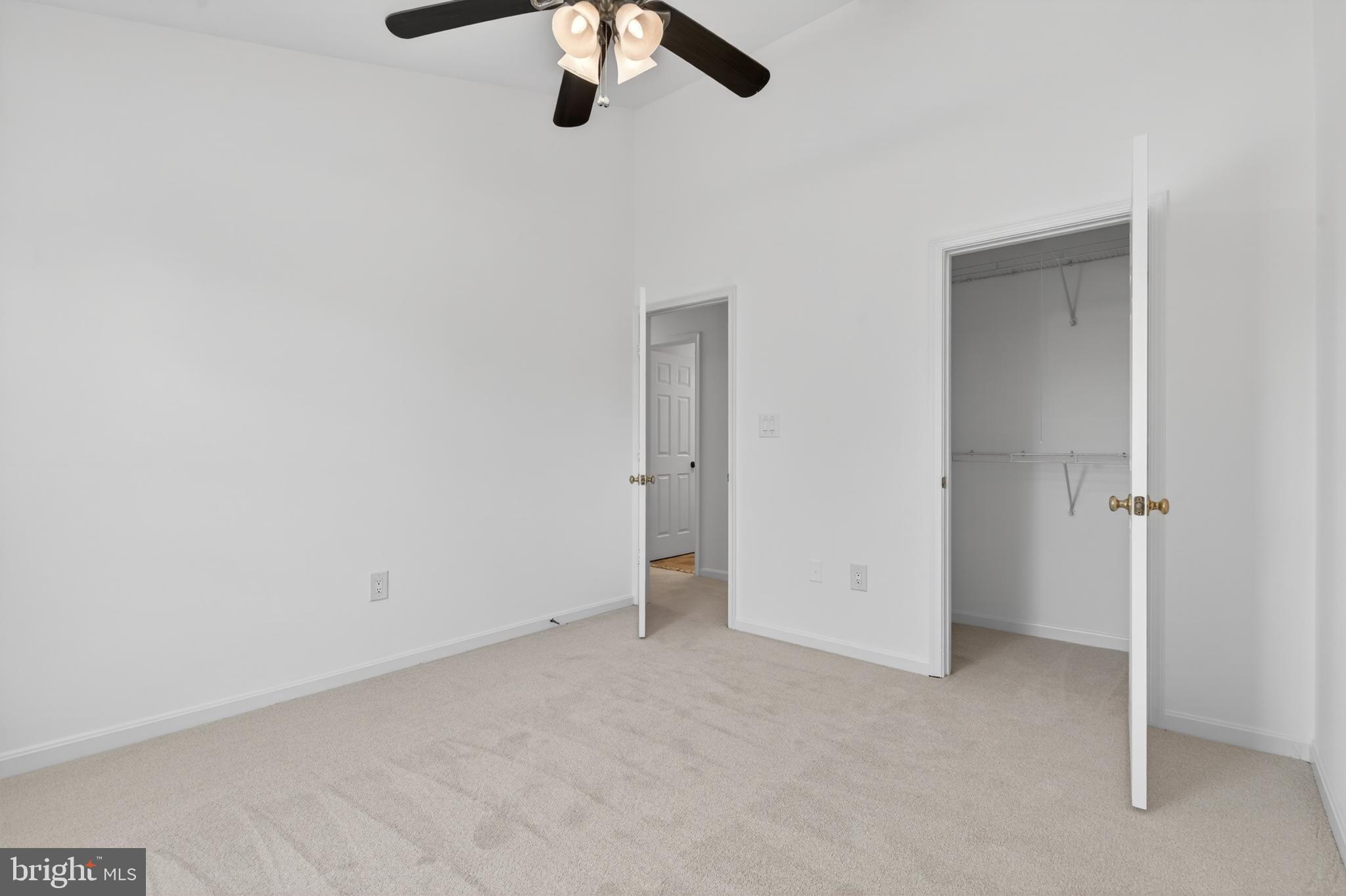 FOXBOROUGH - Residential