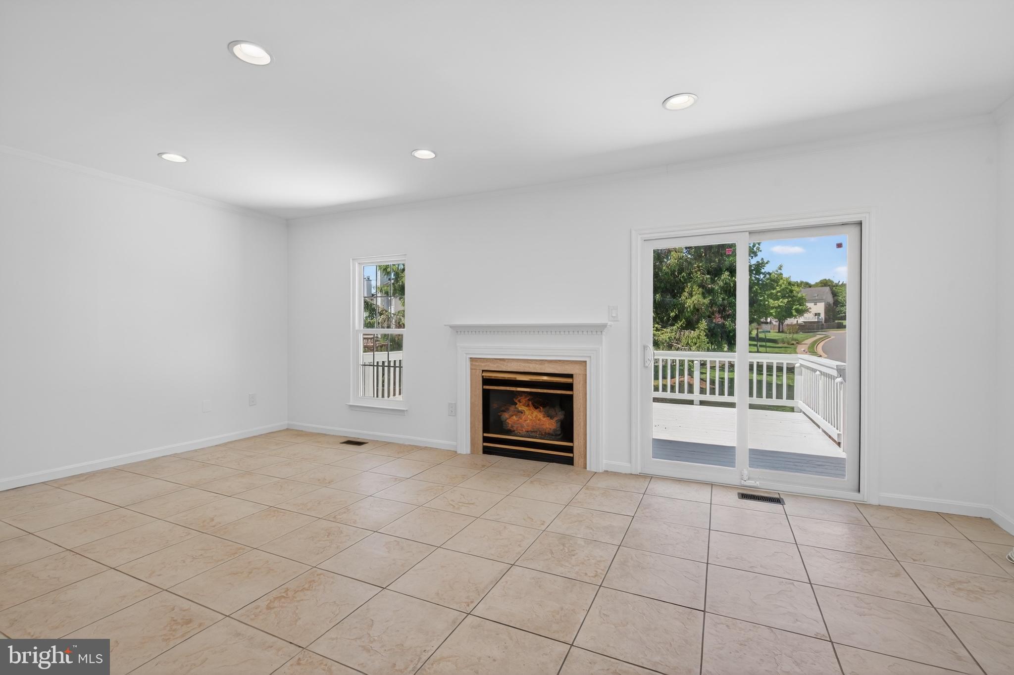 FOXBOROUGH - Residential