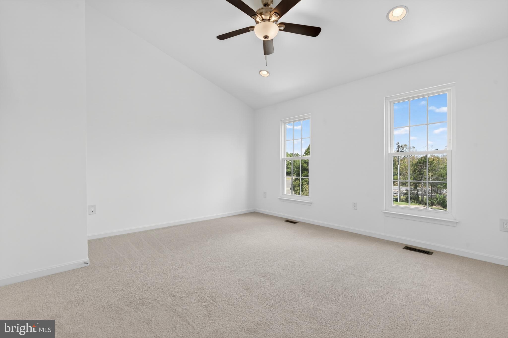 FOXBOROUGH - Residential