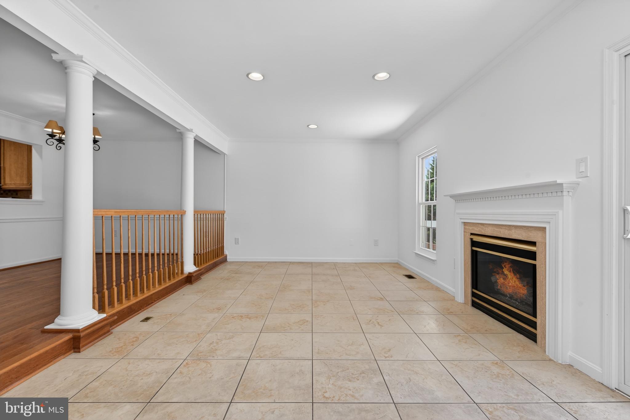 FOXBOROUGH - Residential