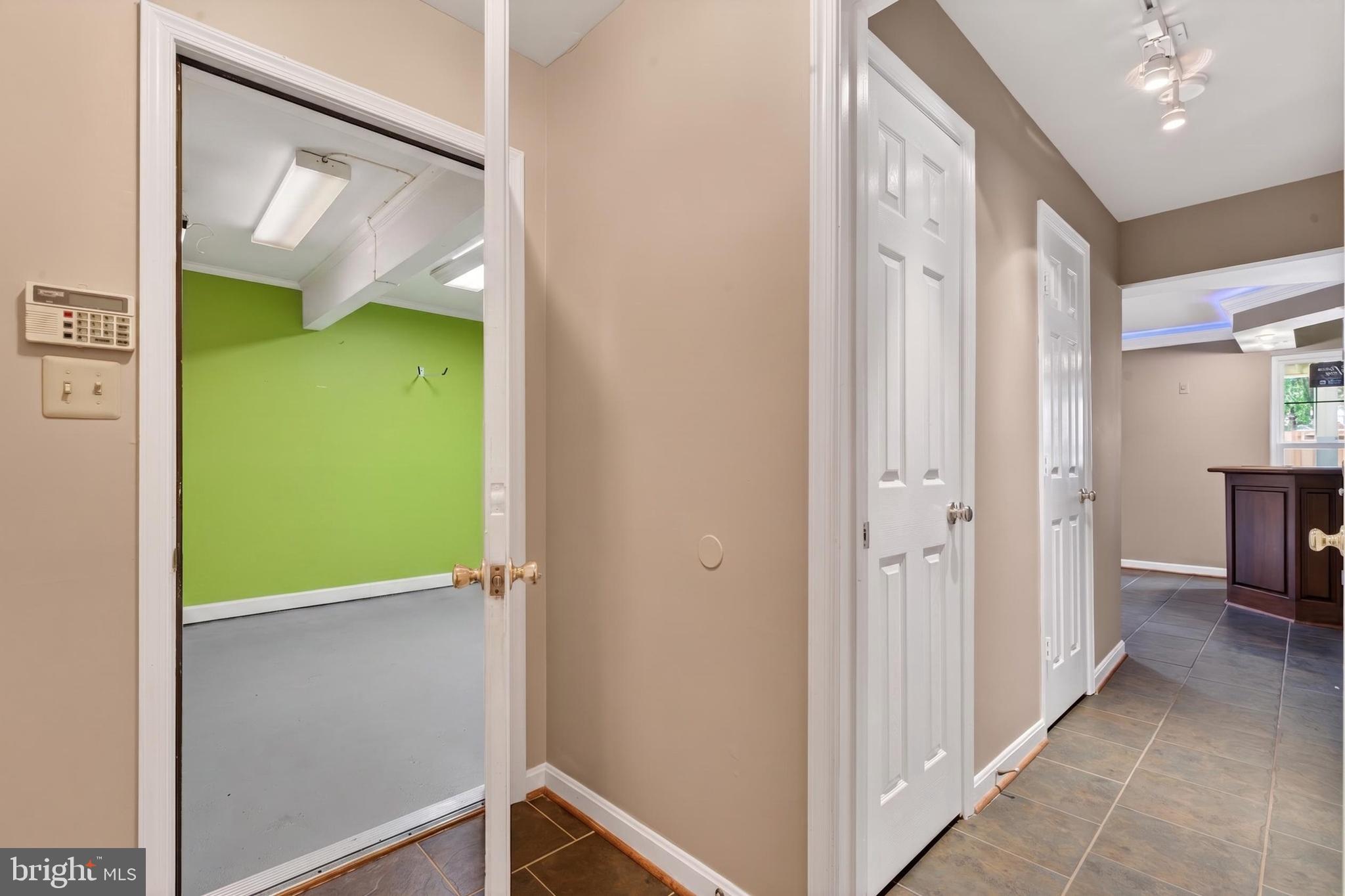FOXBOROUGH - Residential