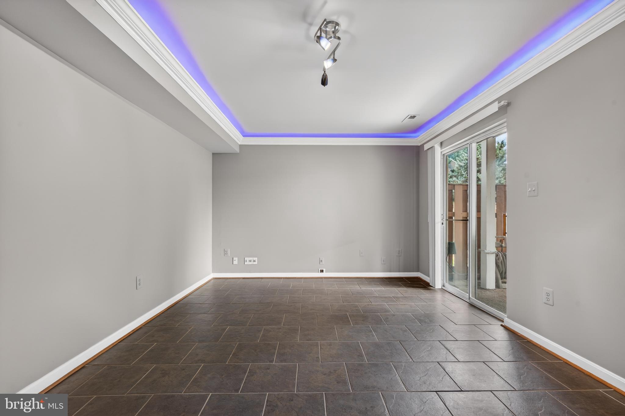FOXBOROUGH - Residential