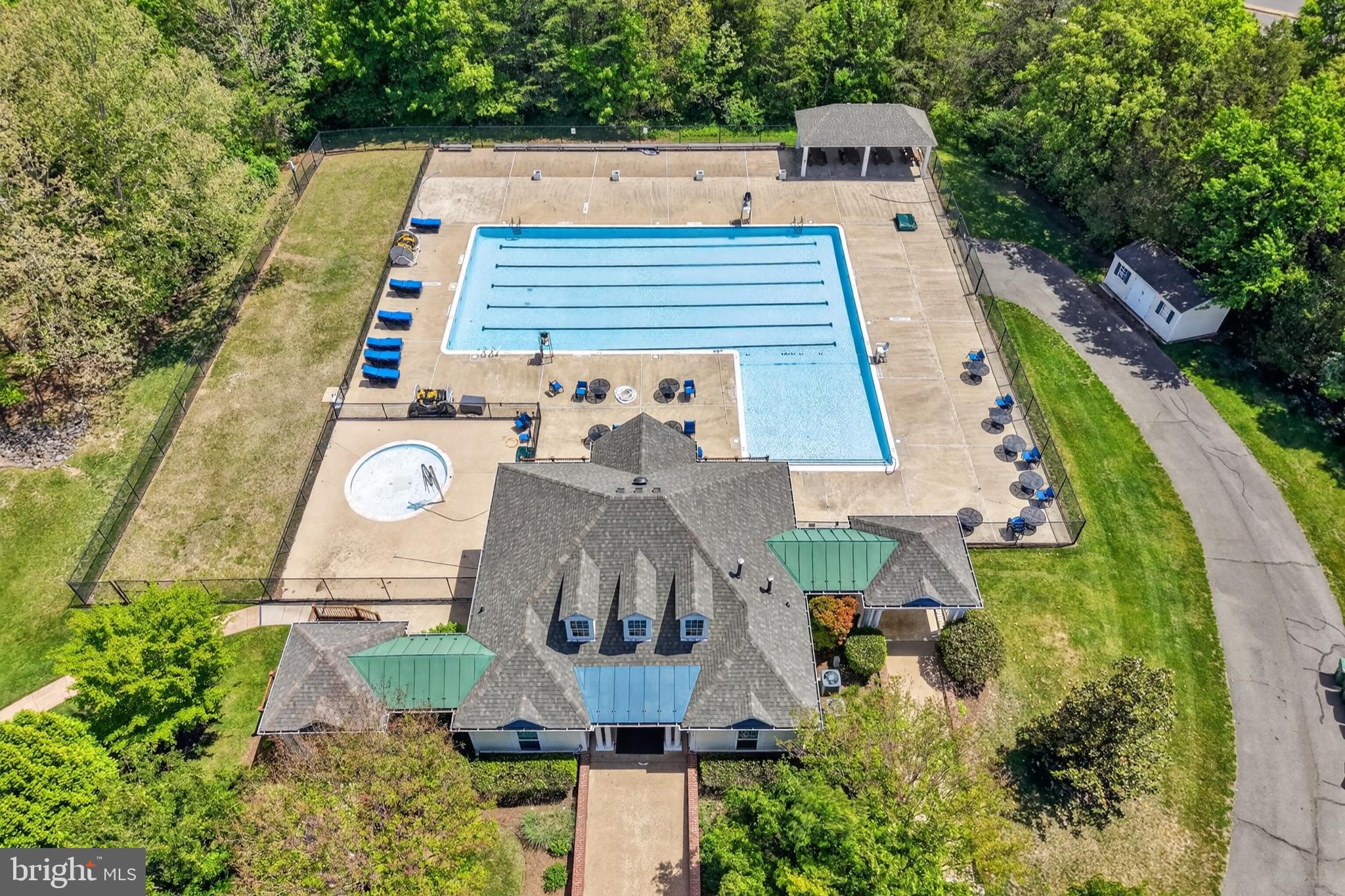 FOXBOROUGH - Residential