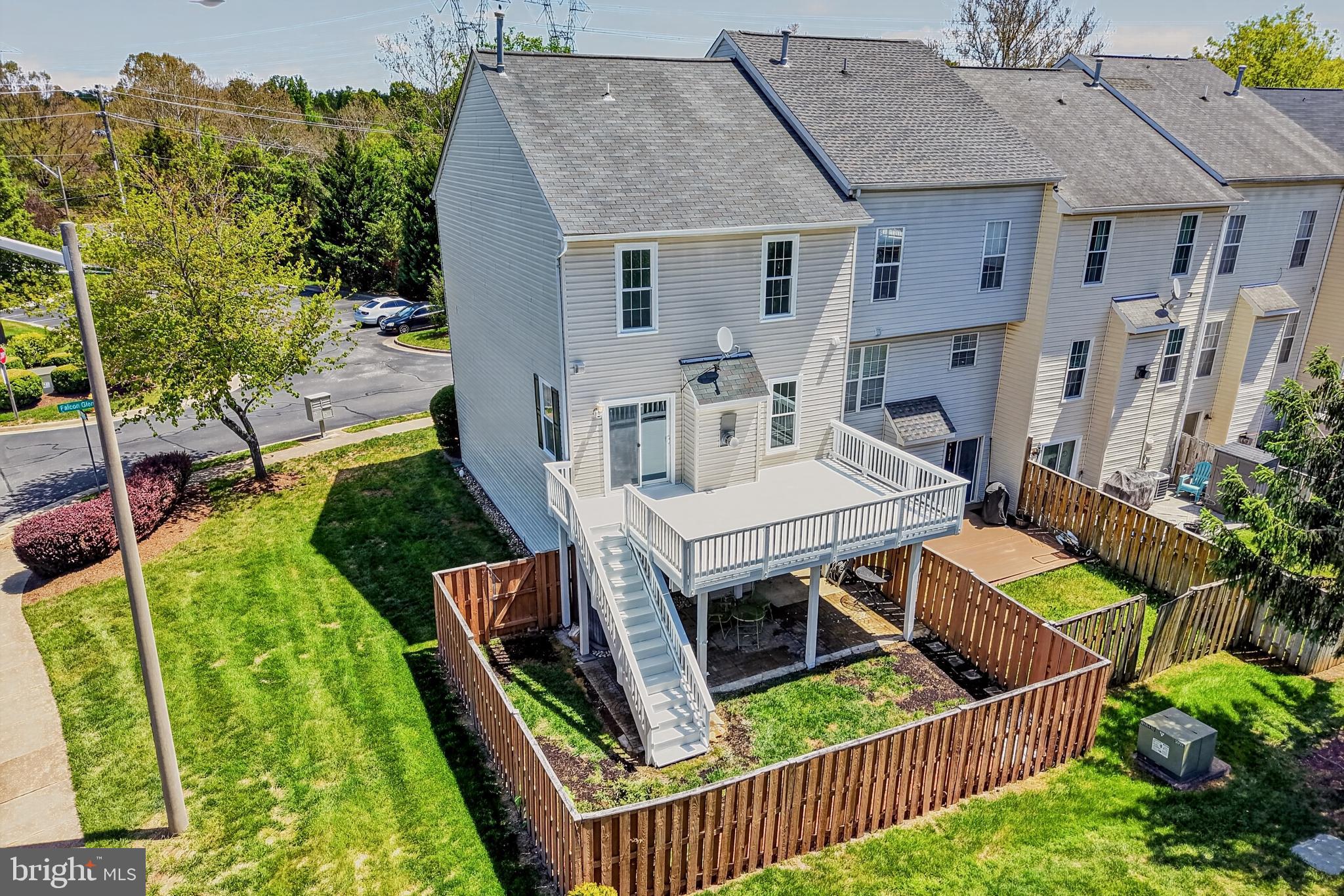 FOXBOROUGH - Residential