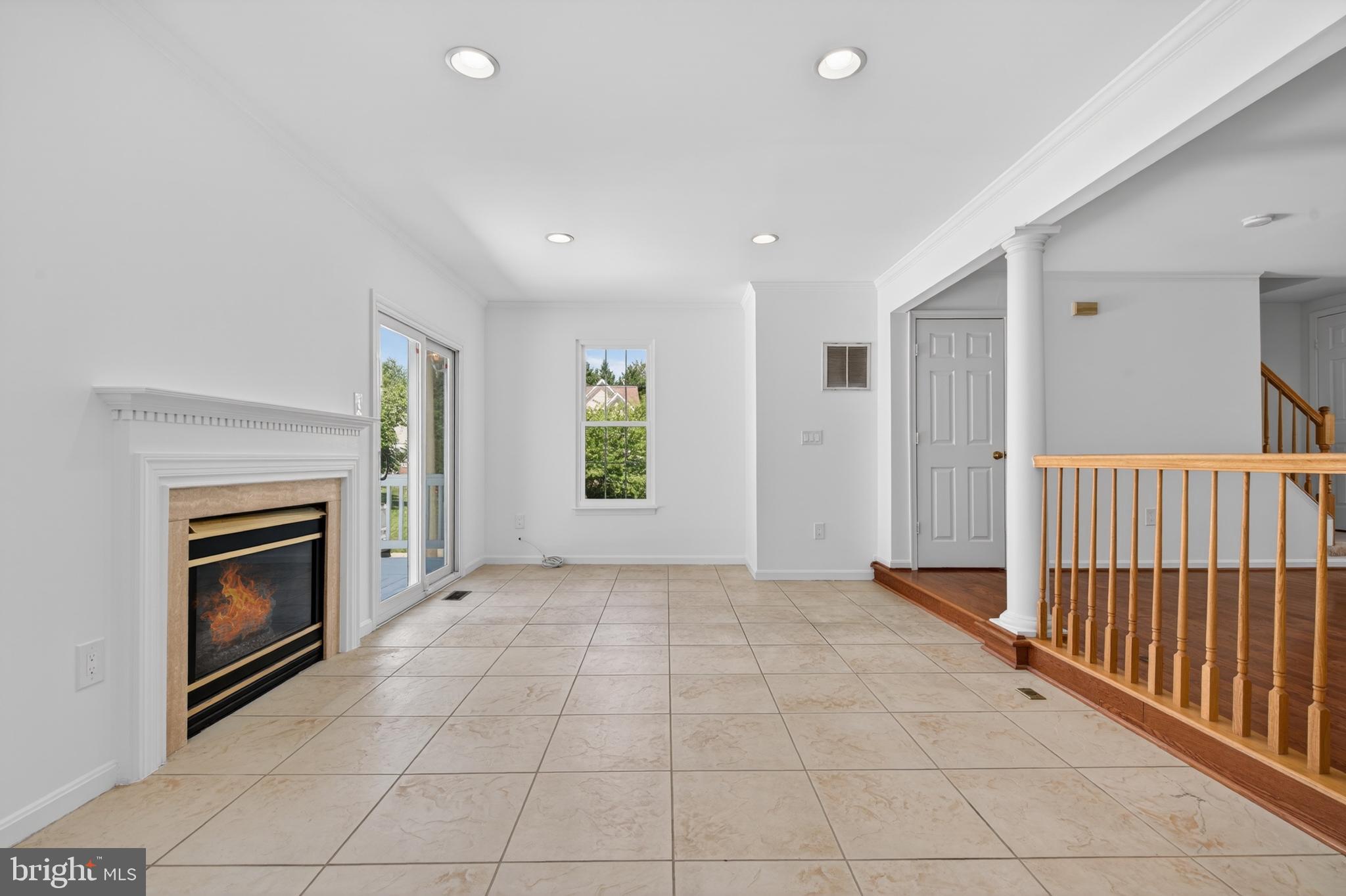 FOXBOROUGH - Residential