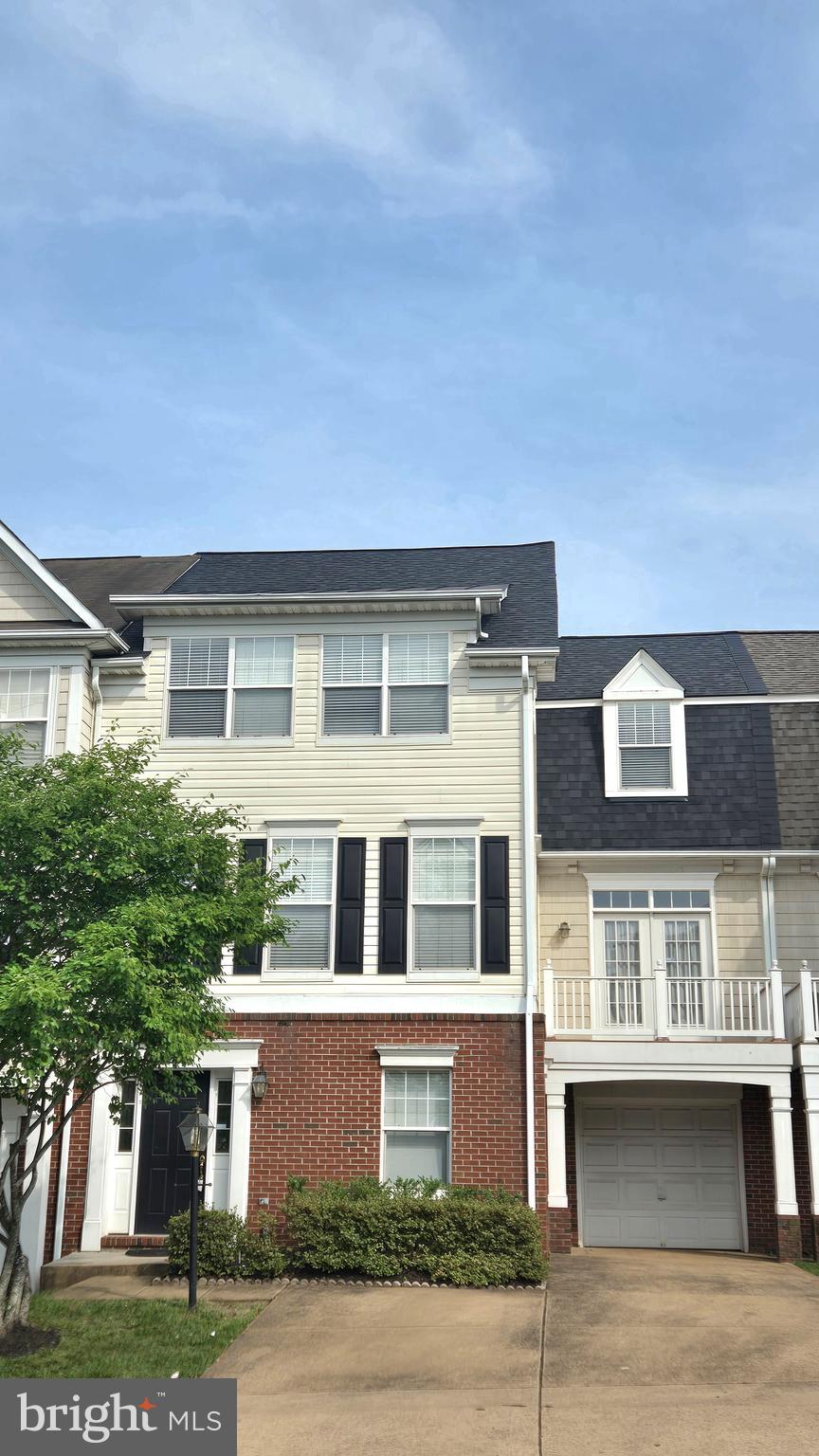 BLOOMS MILL - Residential