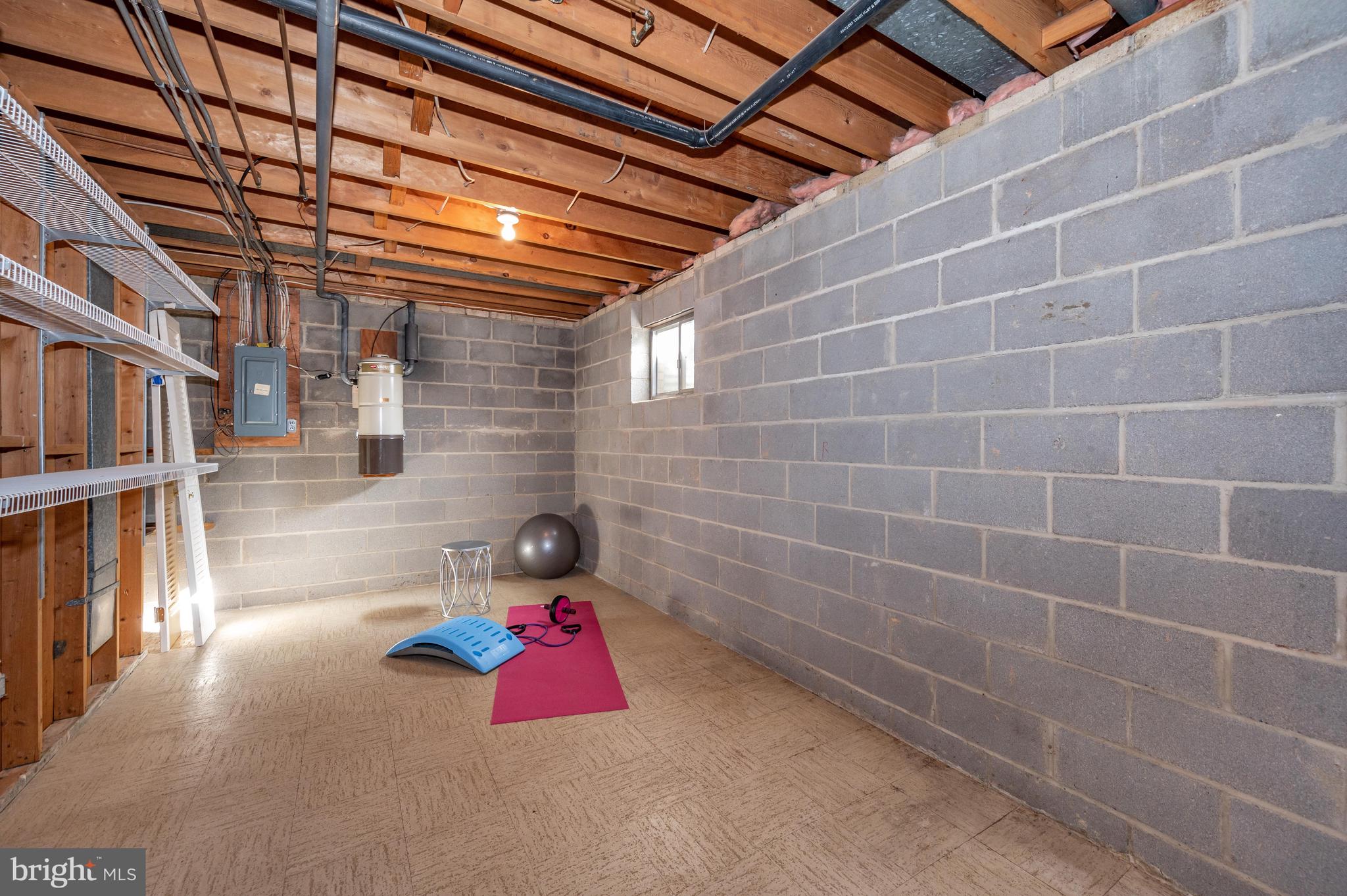 COLESVILLE OUTSIDE - Residential