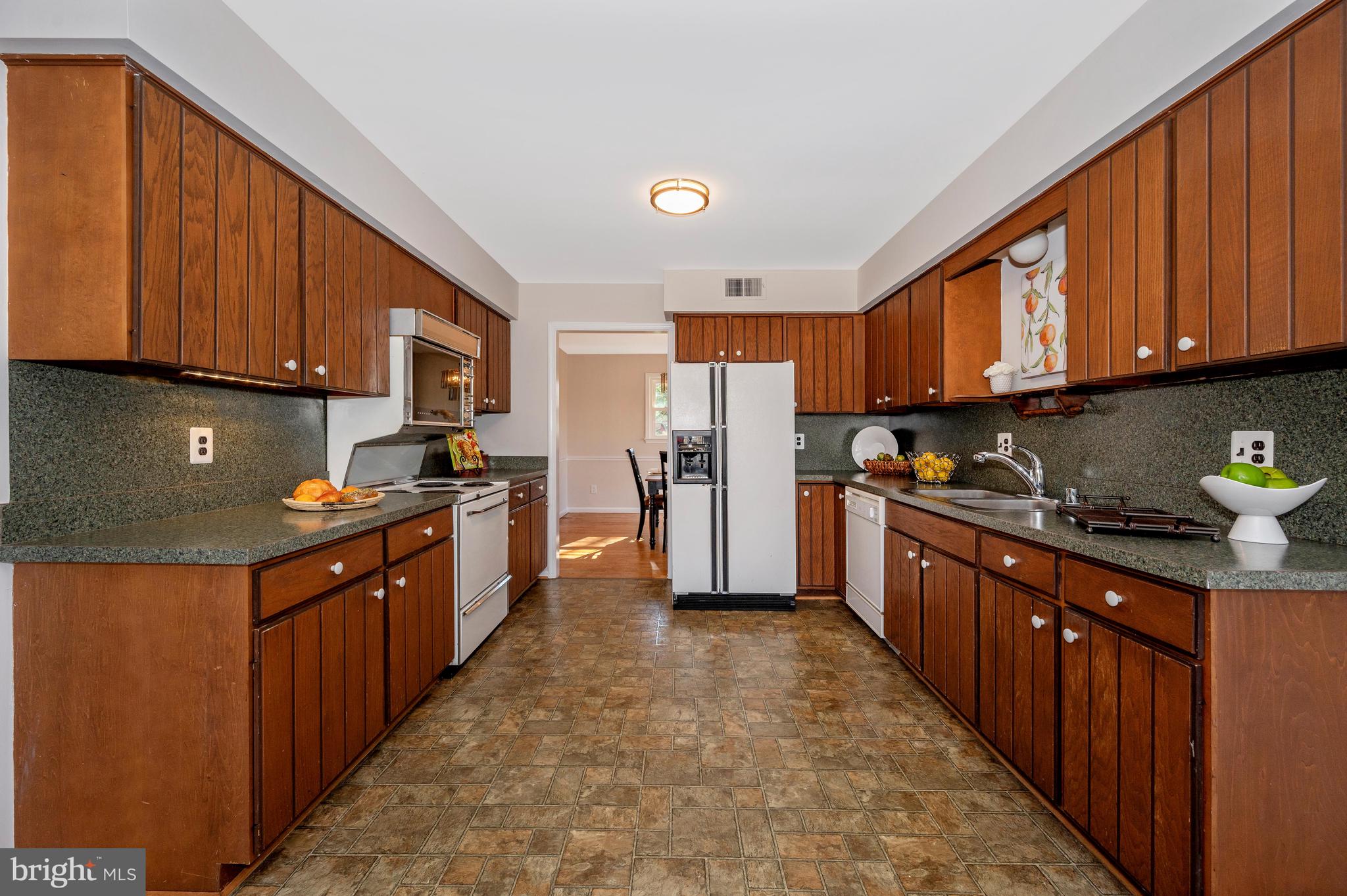 COLESVILLE OUTSIDE - Residential