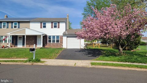 2821 N FORD DRIVE HATFIELD PA 19440