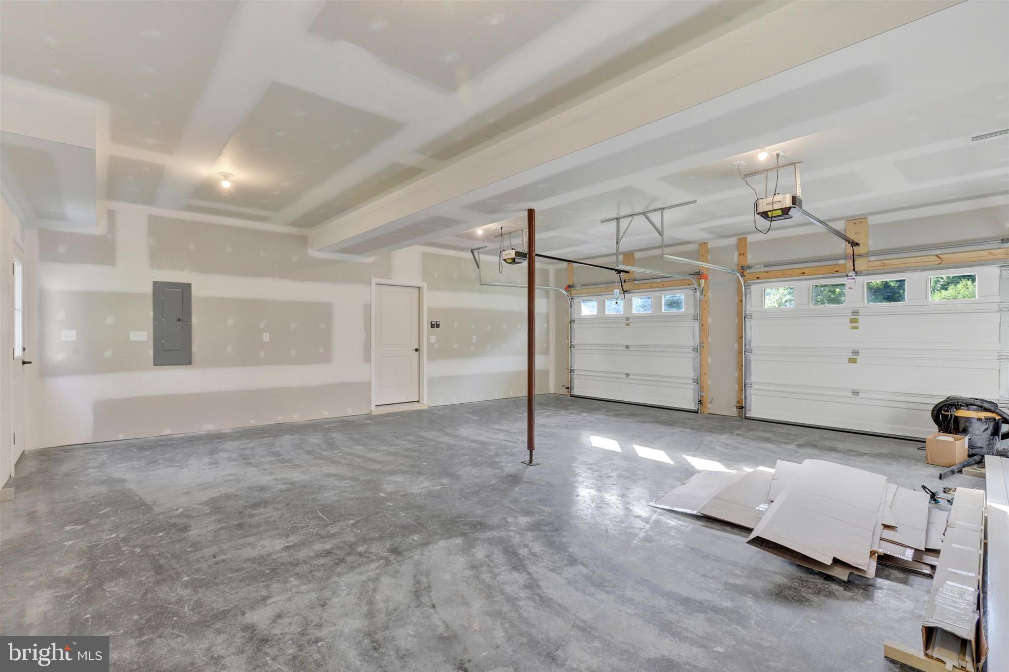 PENN NATIONAL GOLF COURSE COMMUNITY - Residential