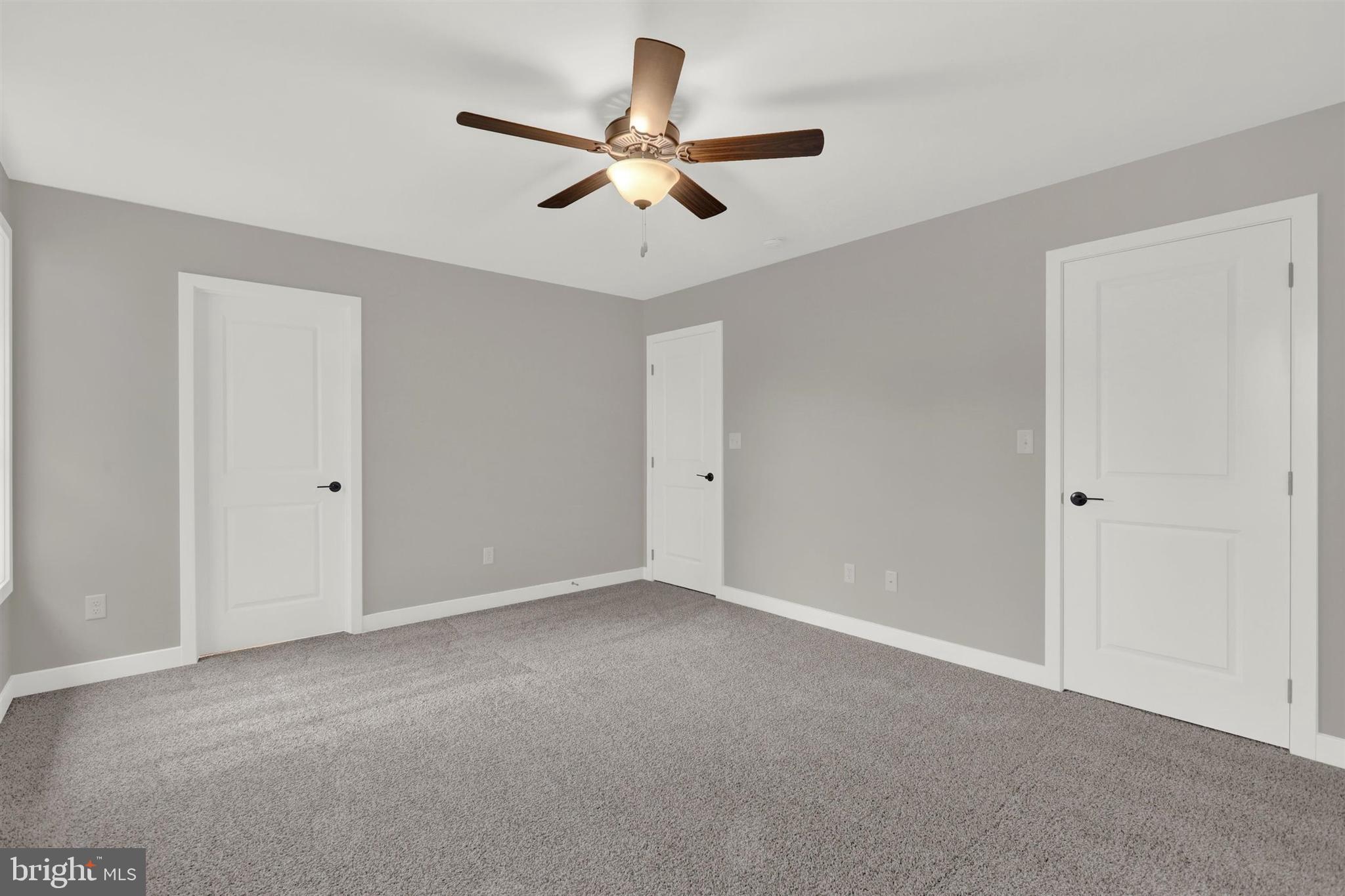 PENN NATIONAL GOLF COURSE COMMUNITY - Residential